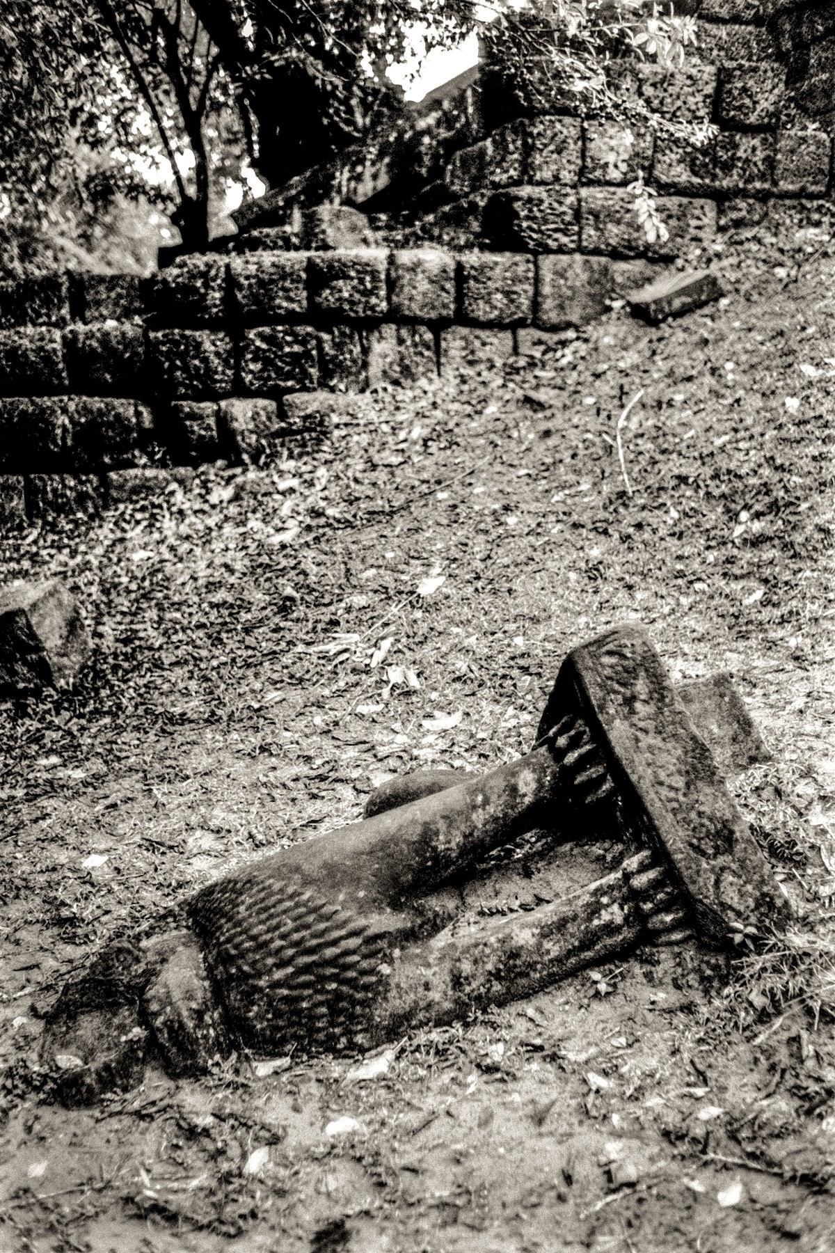 ANGKOR.F1.4_0362-Edit.jpg