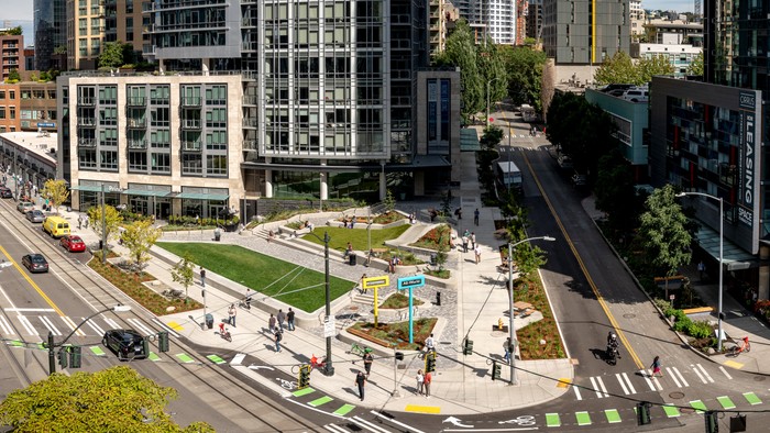 triangle.park_1330-Pano.jpg