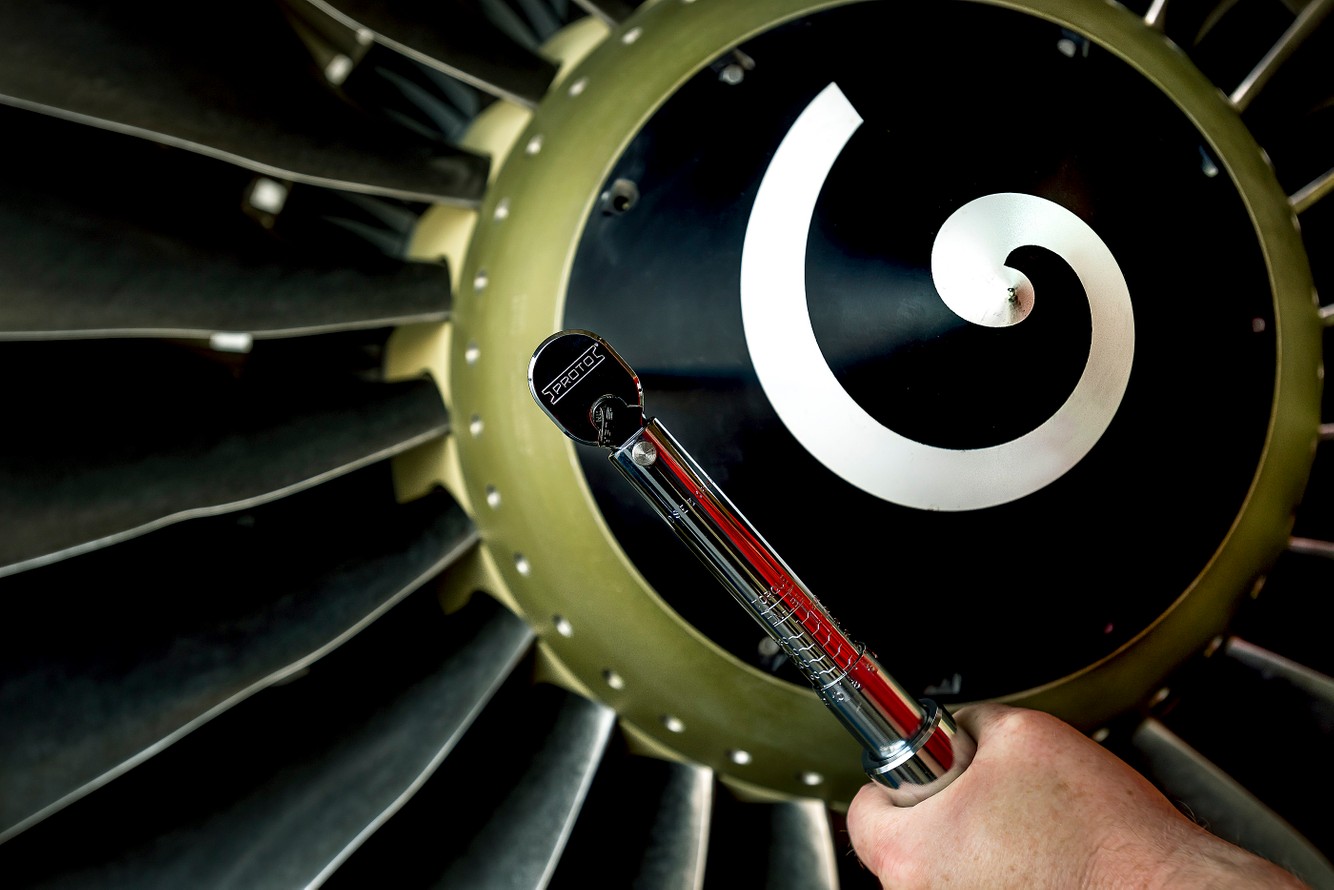 Boeing 737 maintenance with Stanley Tools. stanley.ALASKA.AIRLINES_02805-Edit.jpg