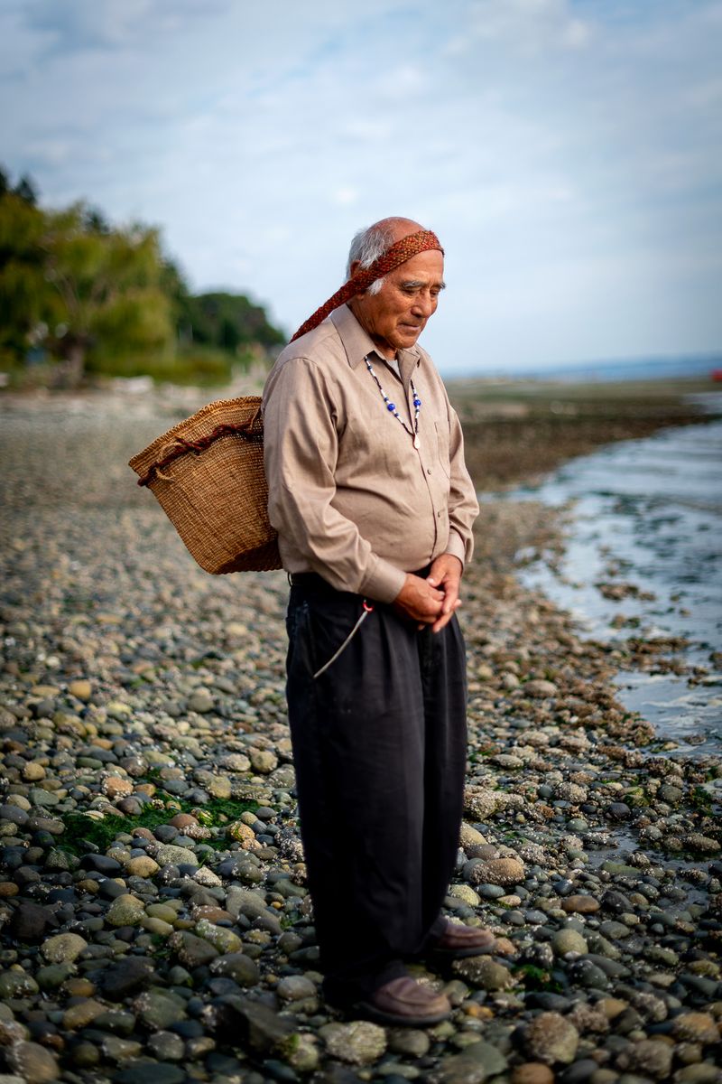 Suquamish master basket weaver Ed Carriere, 84. Indianola, WA DSC_7190-3 copy.jpg