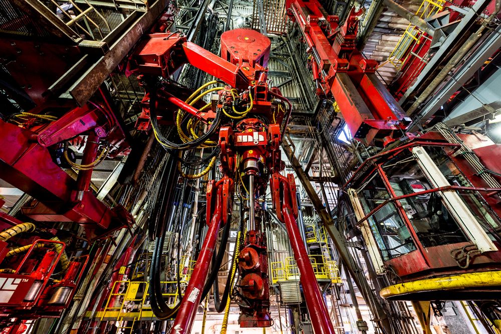 Polar Pioneer Arctic oil exploration. shell.polar.pioneer_30-2.jpg