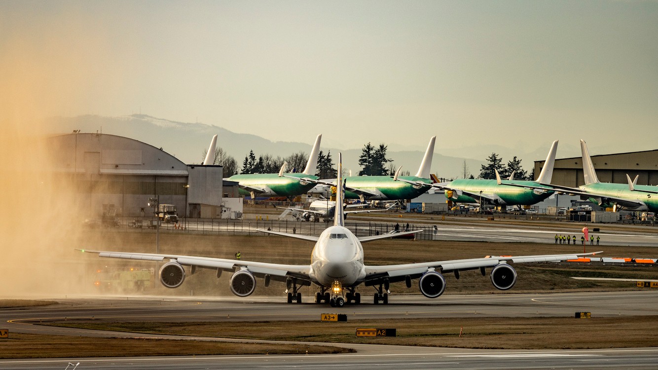 BOEING.747-8.FINAL_517.jpg