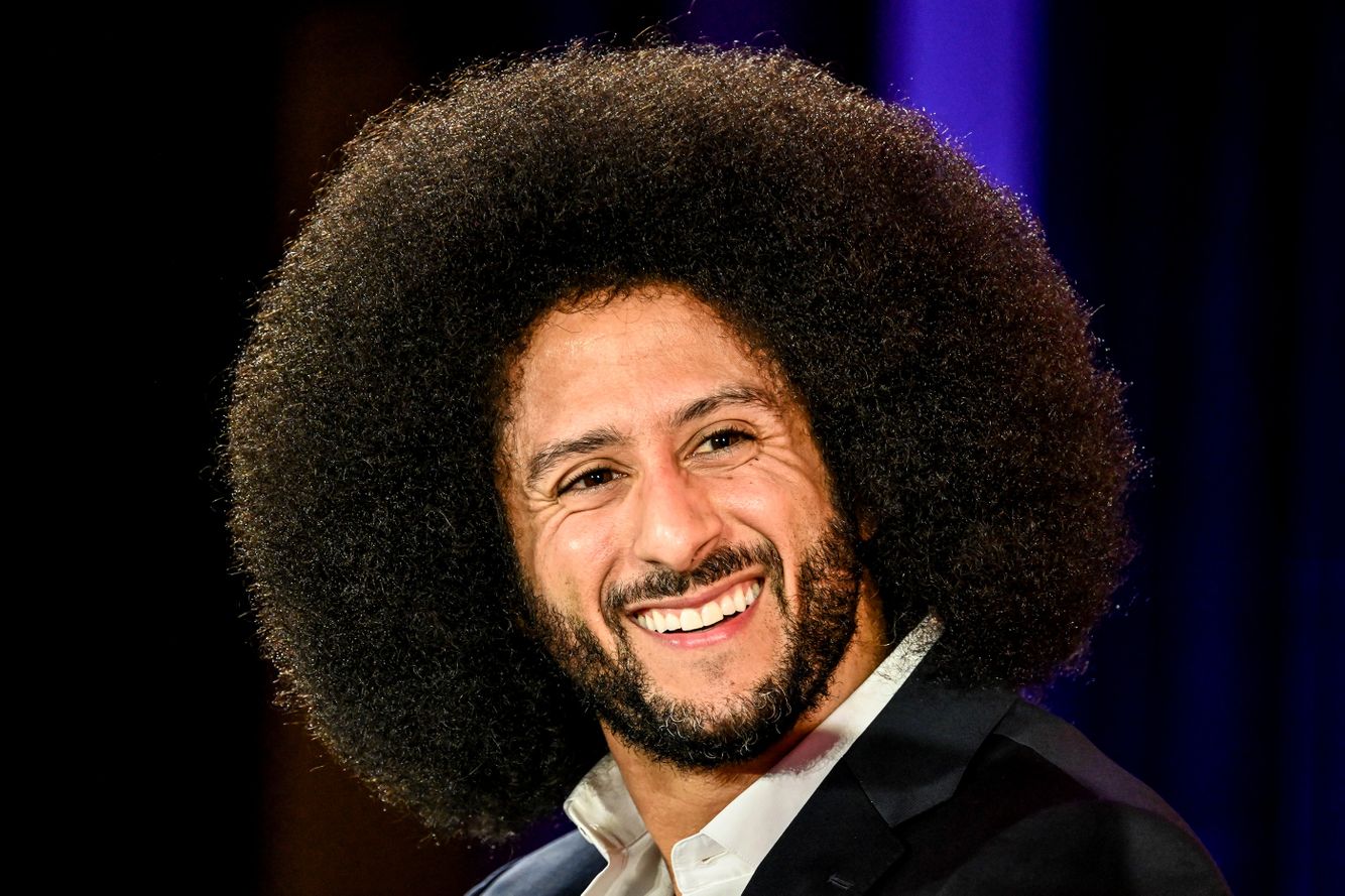 Colin Kaepernick 54195012978_8cc7b0d33c_o.jpg