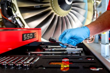Boeing 737 maintenance with Stanley Tools. stanley.ALASKA.AIRLINES_00660.jpg