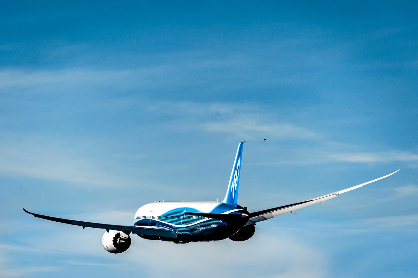 boeing.787_67-2-SharpenAI-Softness.jpg