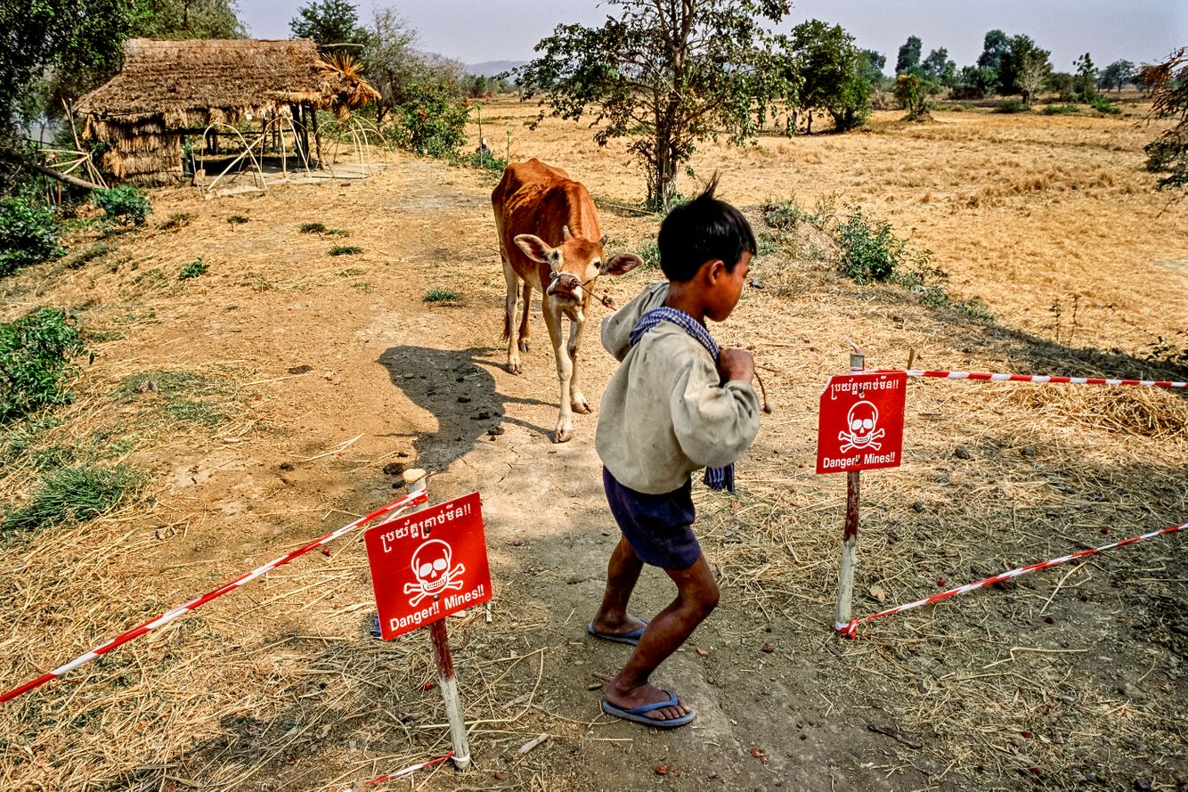 landmines.cambodia_001.jpg