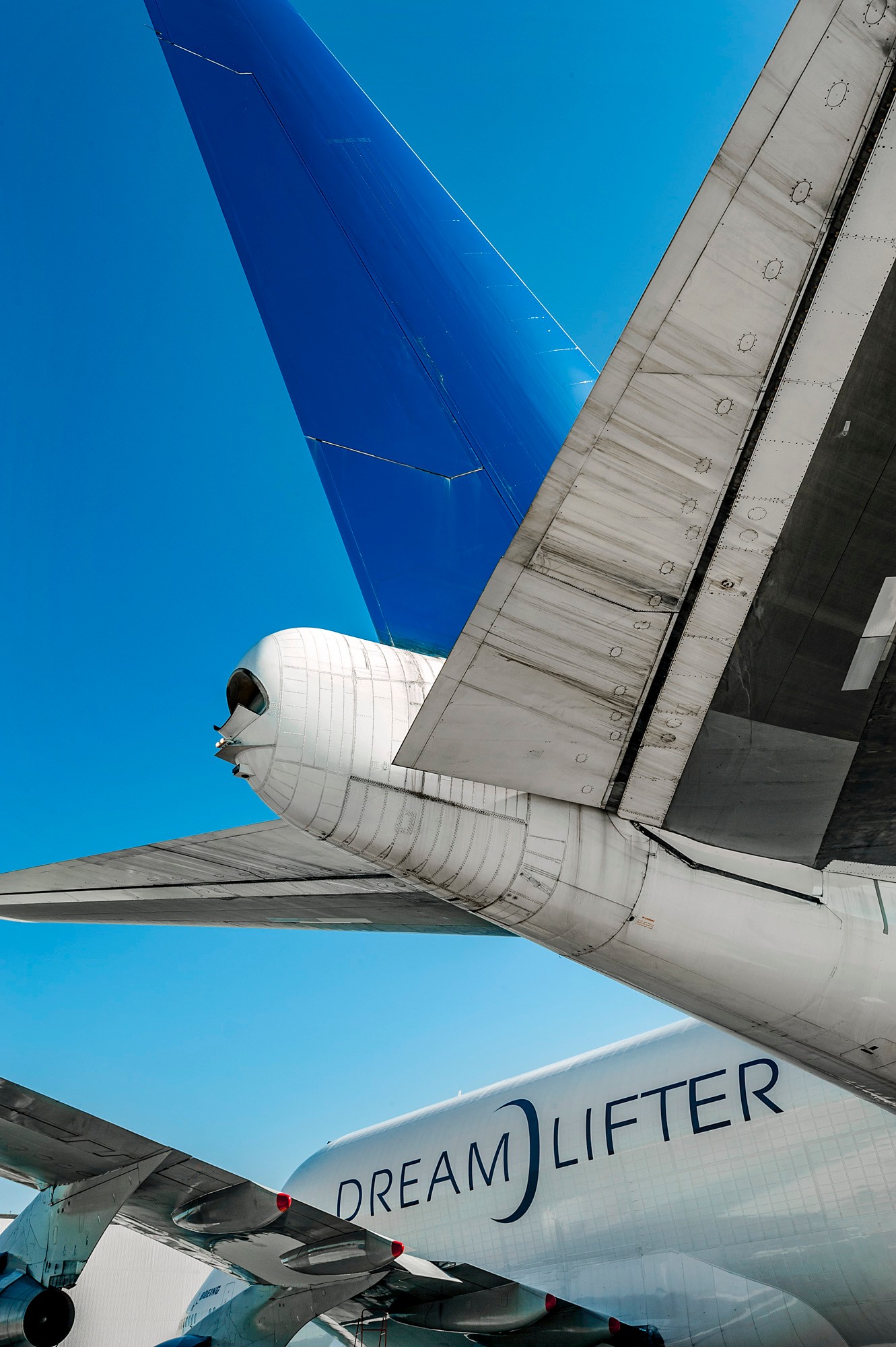 boeing.dreamlifter_12-3-2.jpg