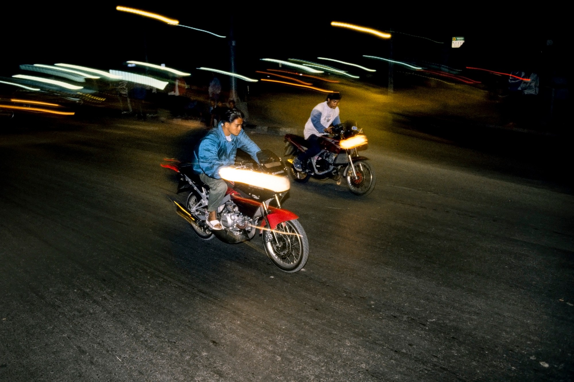 AAAA012.jpg