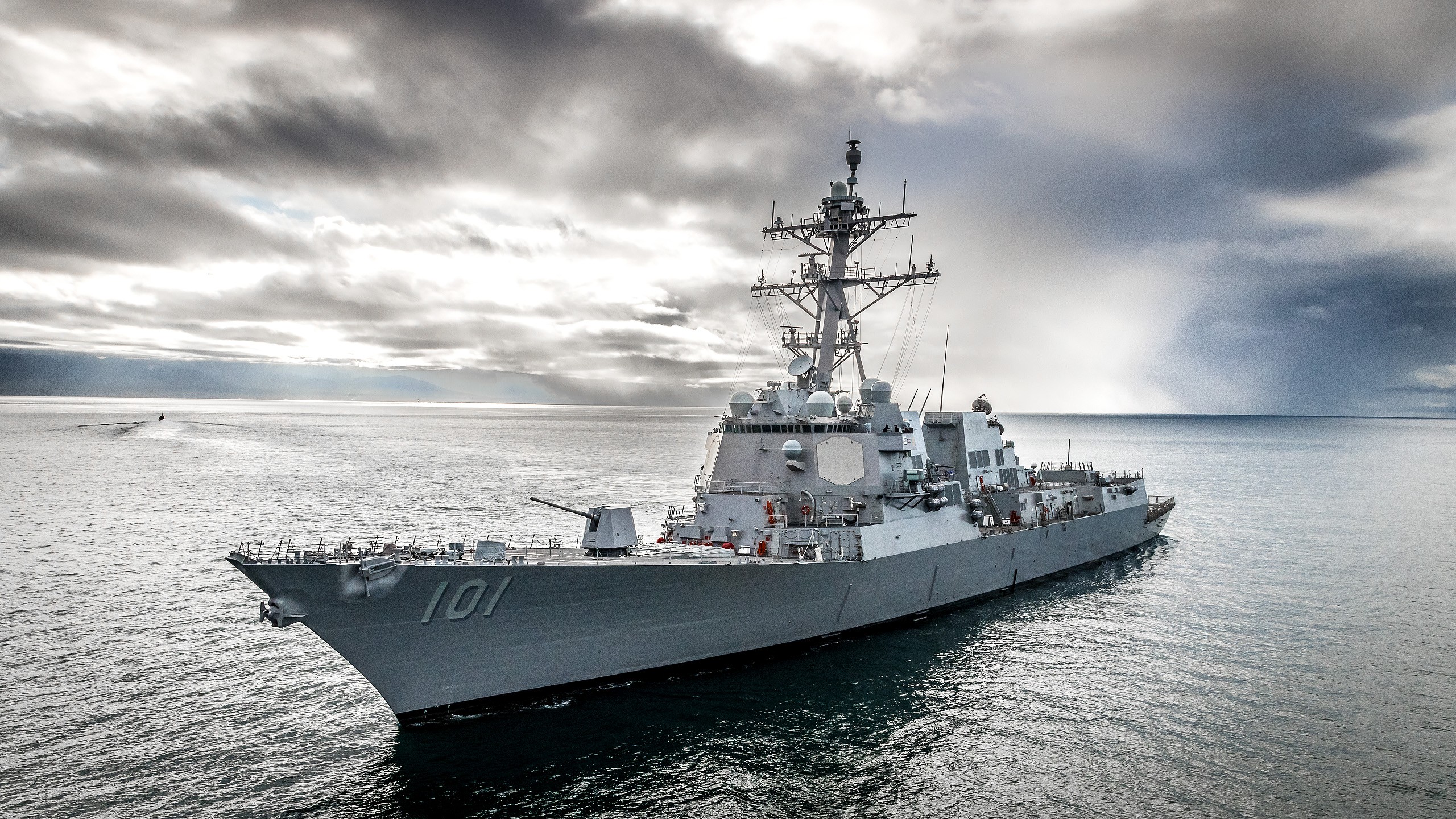 US Navy Destroyer. Sea trials.
