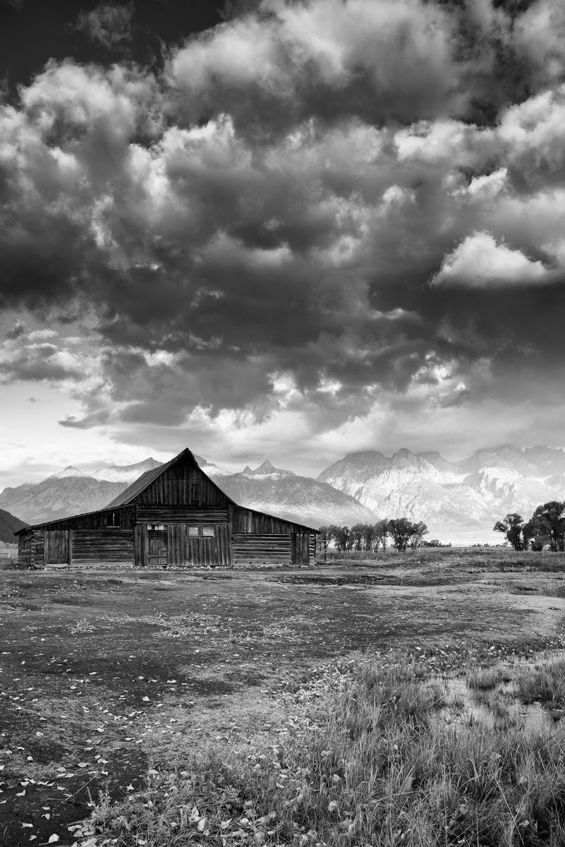 Thomas Moulton Barn in Black & White