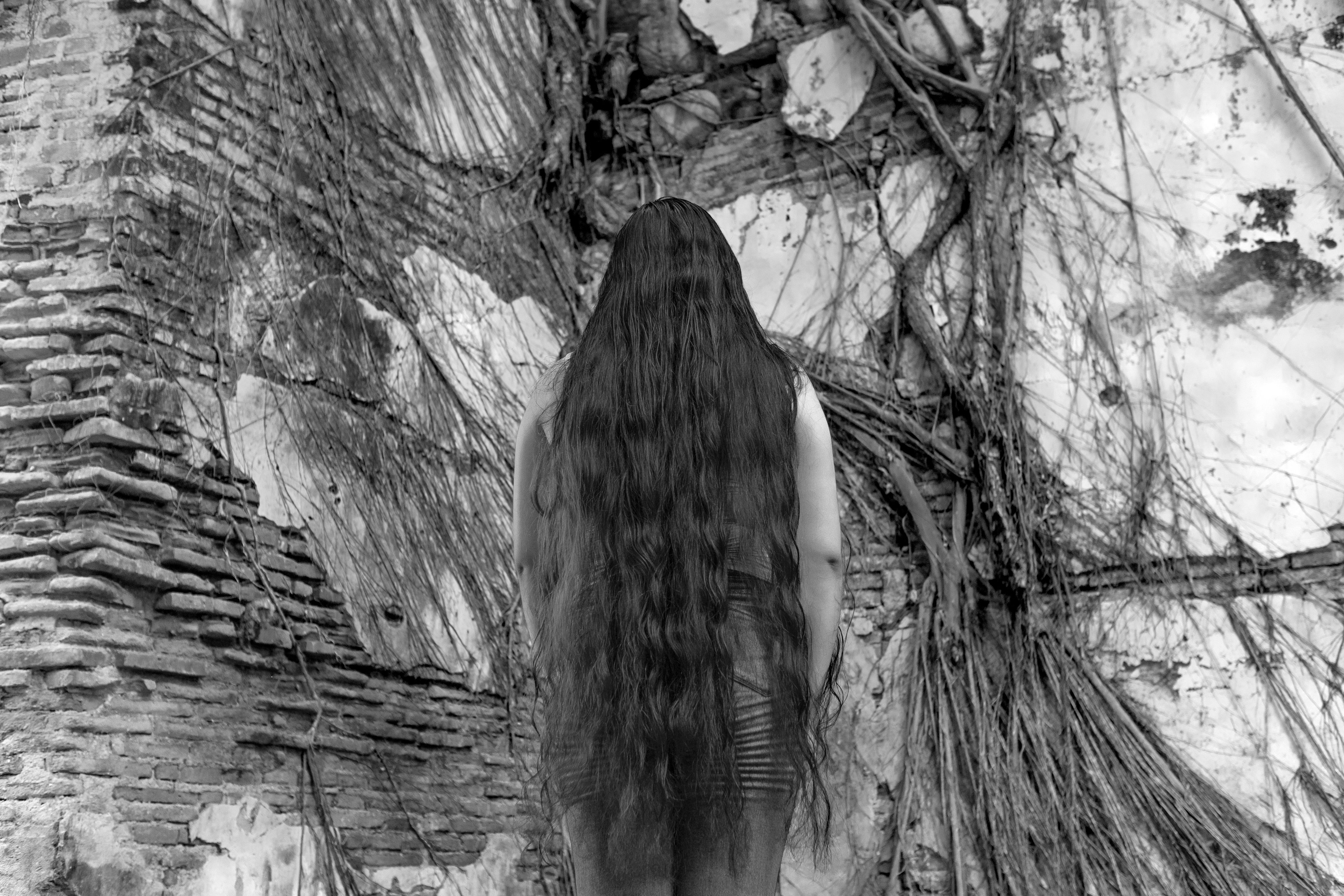 20526_A LA SOMBRA DEL ARBOL__JUL 2021.jpg