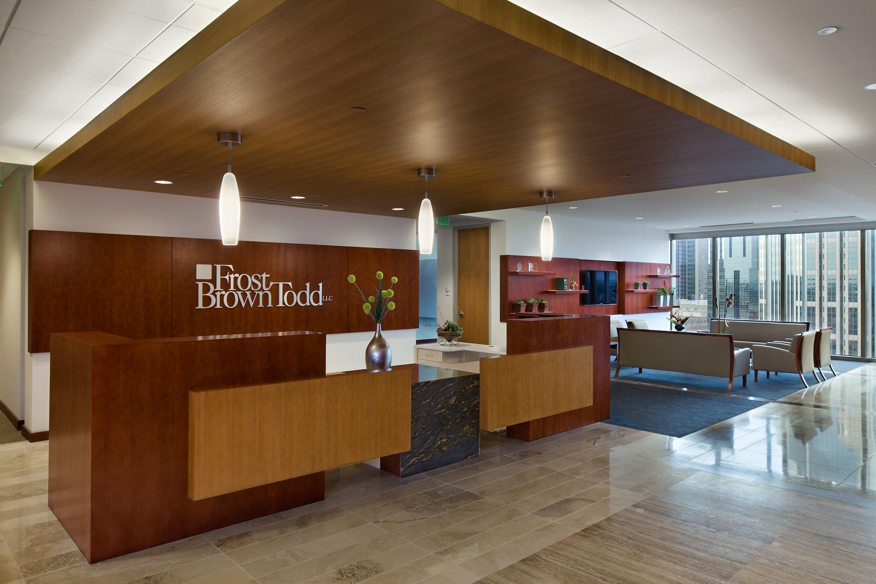 Frost Brown Todd Law Firm | Pinnacle at Symphony Place | Nashville, TNArchitect - STG DesignGeneral Contractor - DWC Construction Company, Inc.