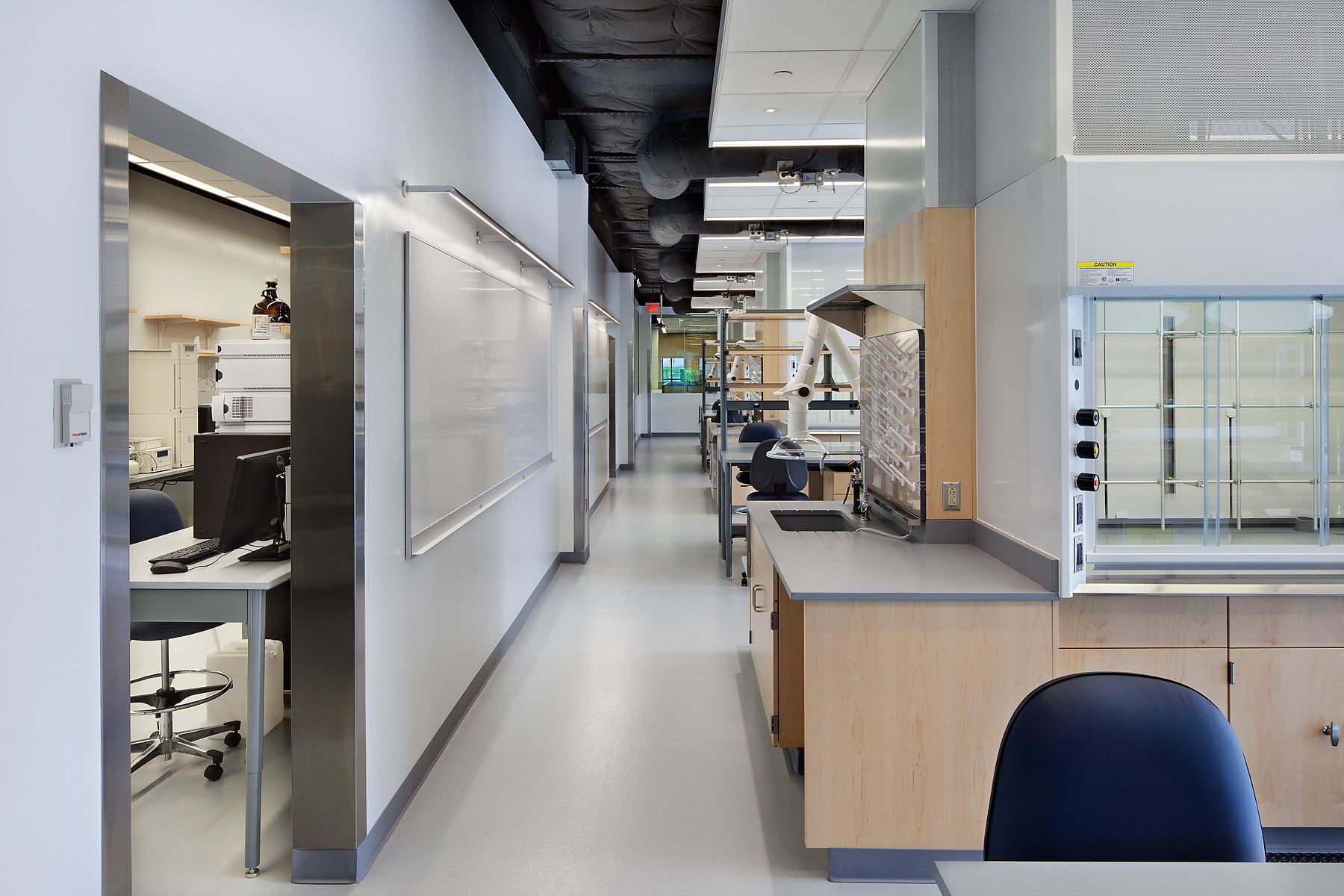 Vanderbilt Center for Neuroscience Drug Discovery Laboratory | Cool Springs Life Science Center | Franklin, TNArchitect - Blair + Mui Dowd Architects, PCGeneral Contractor - Brasfield & Gorrie