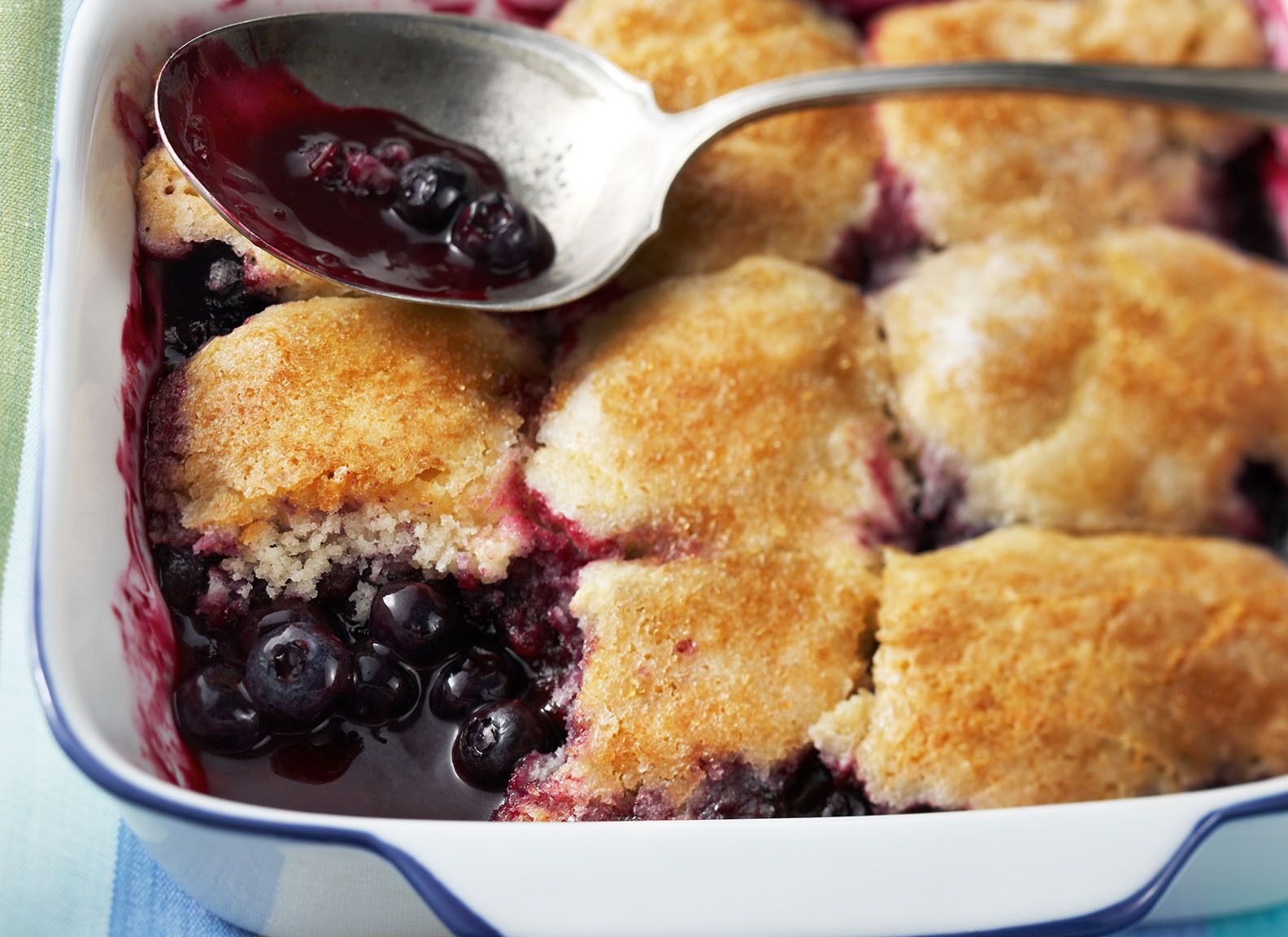1r3974_blueberrycobbler_012.jpg