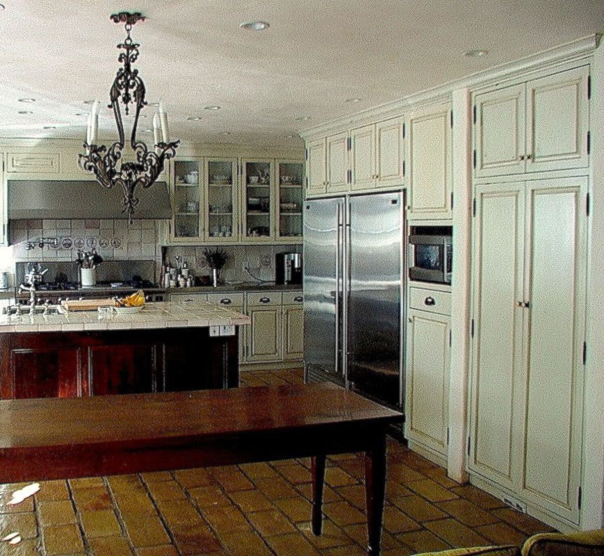 Custom Painted Kitchen Cabinets