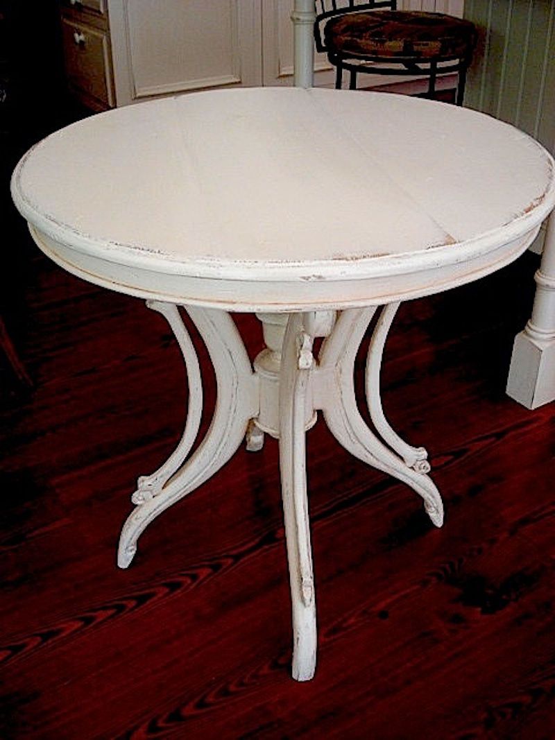Crispy White Antiqued Table