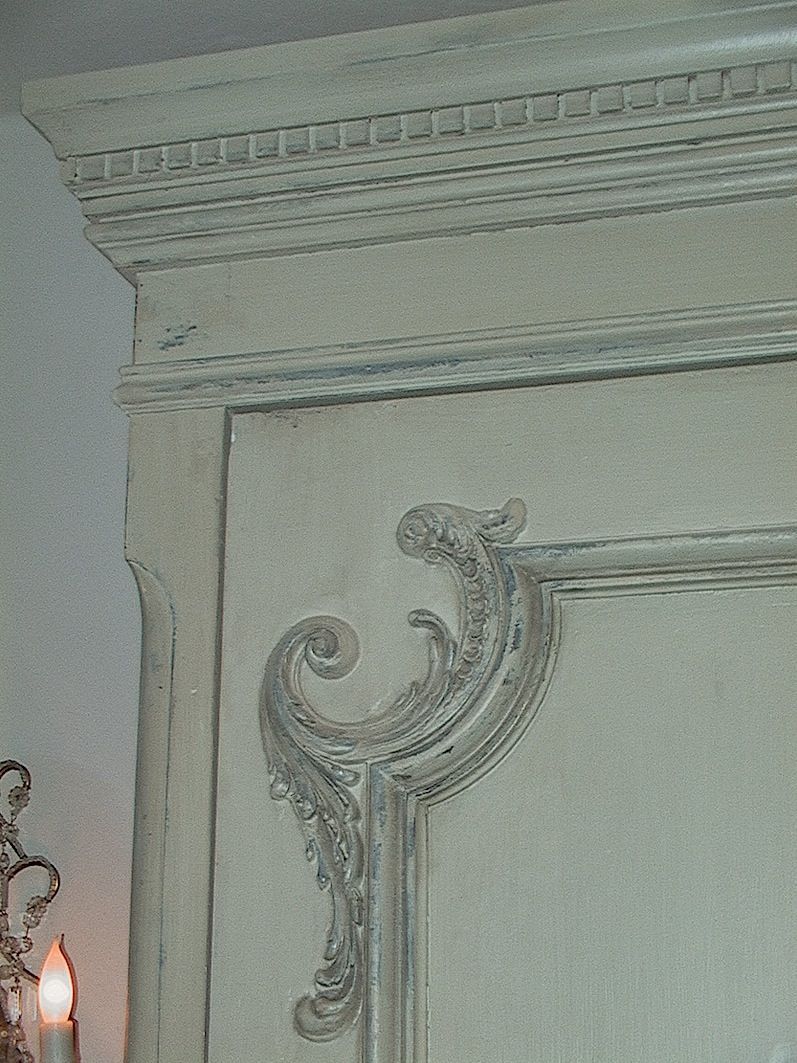 Close Up French Finish