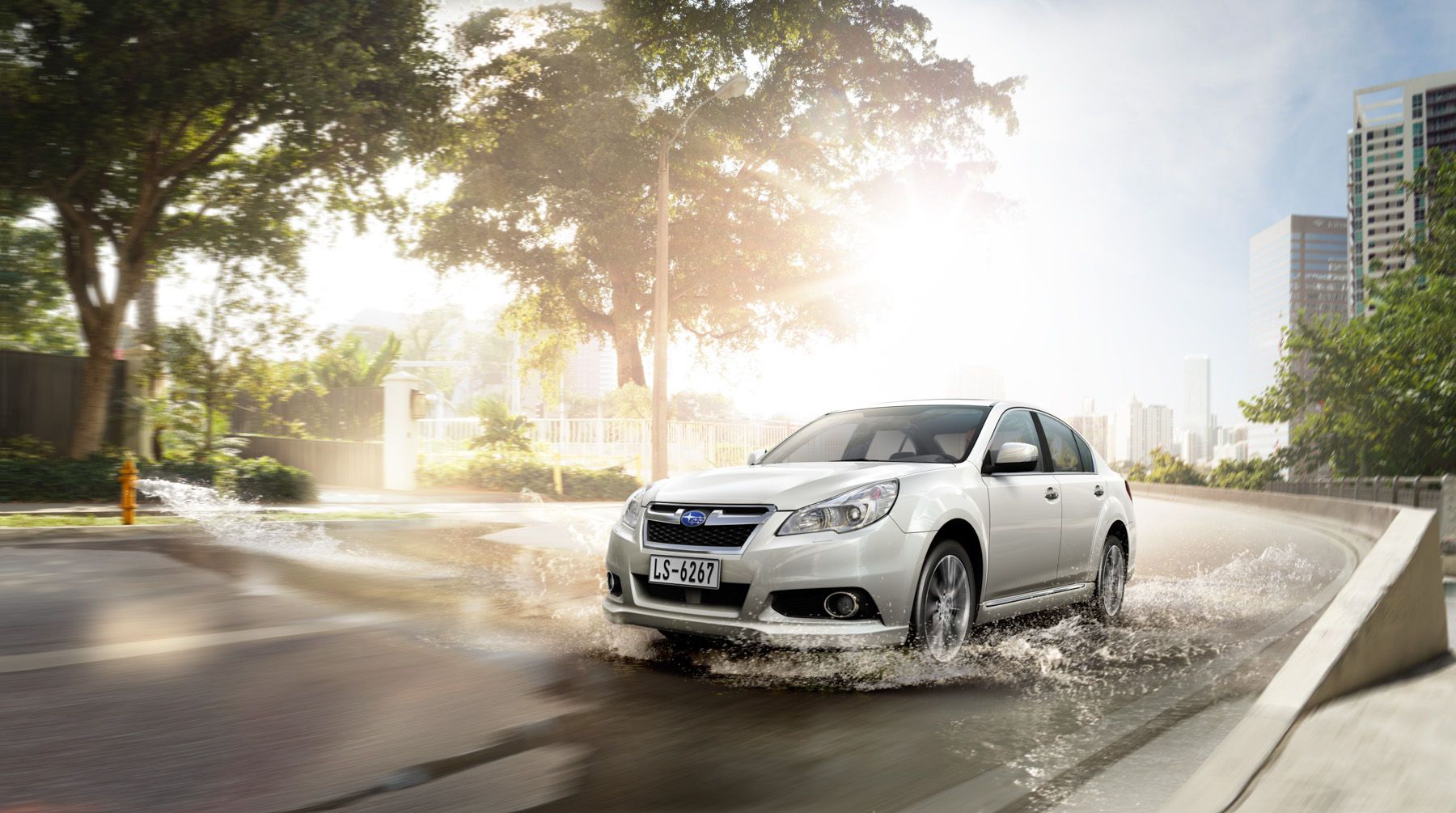 1subaru_legacy_splash_r4_wet