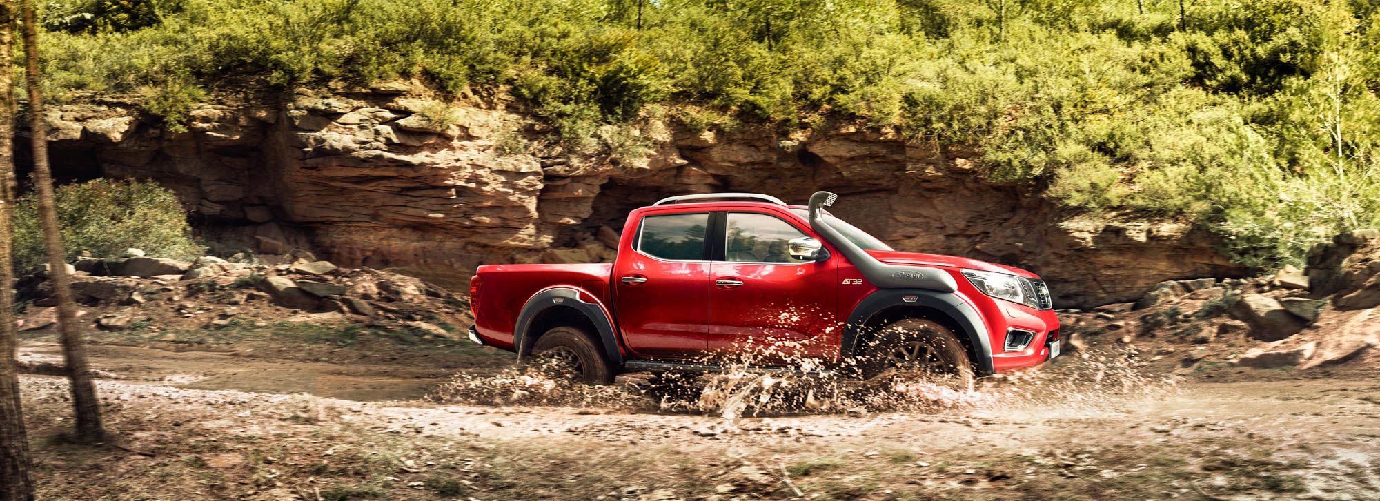 Nissan_Navara_Splash_r11_LHD.jpg