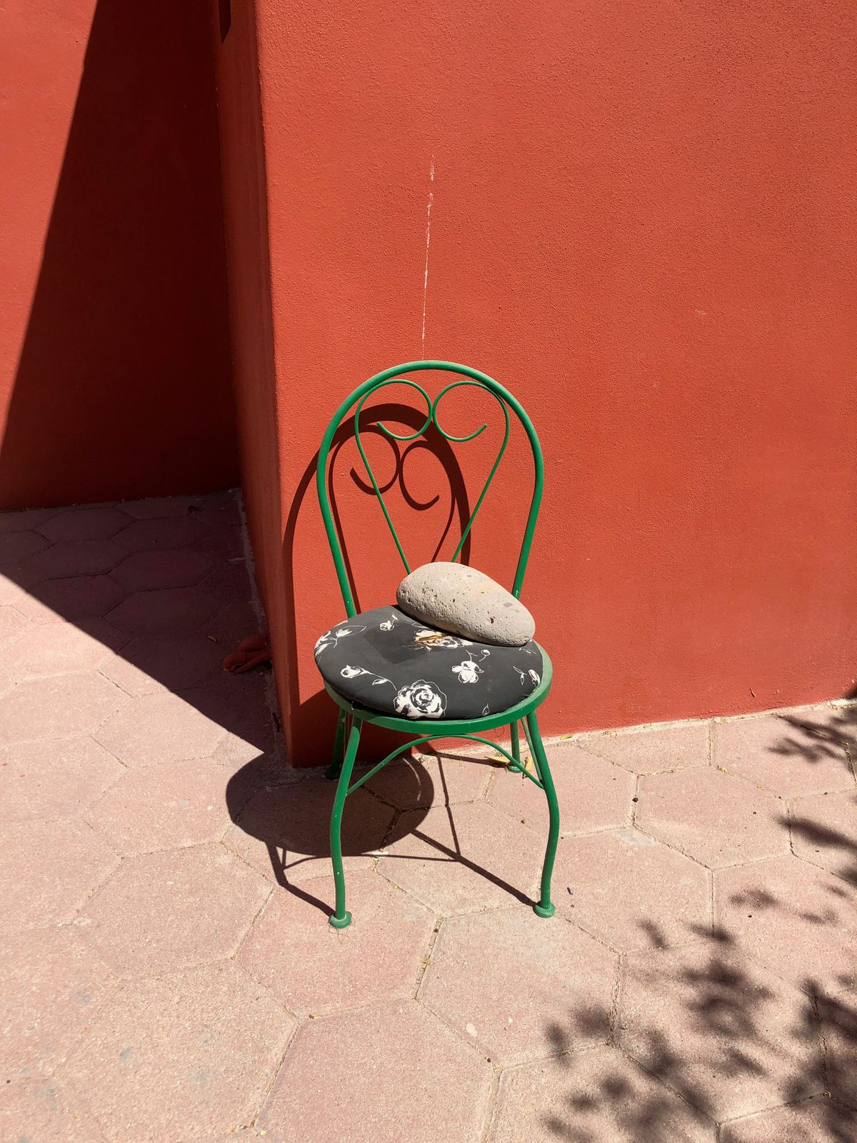 GreenChair&Rock.jpeg