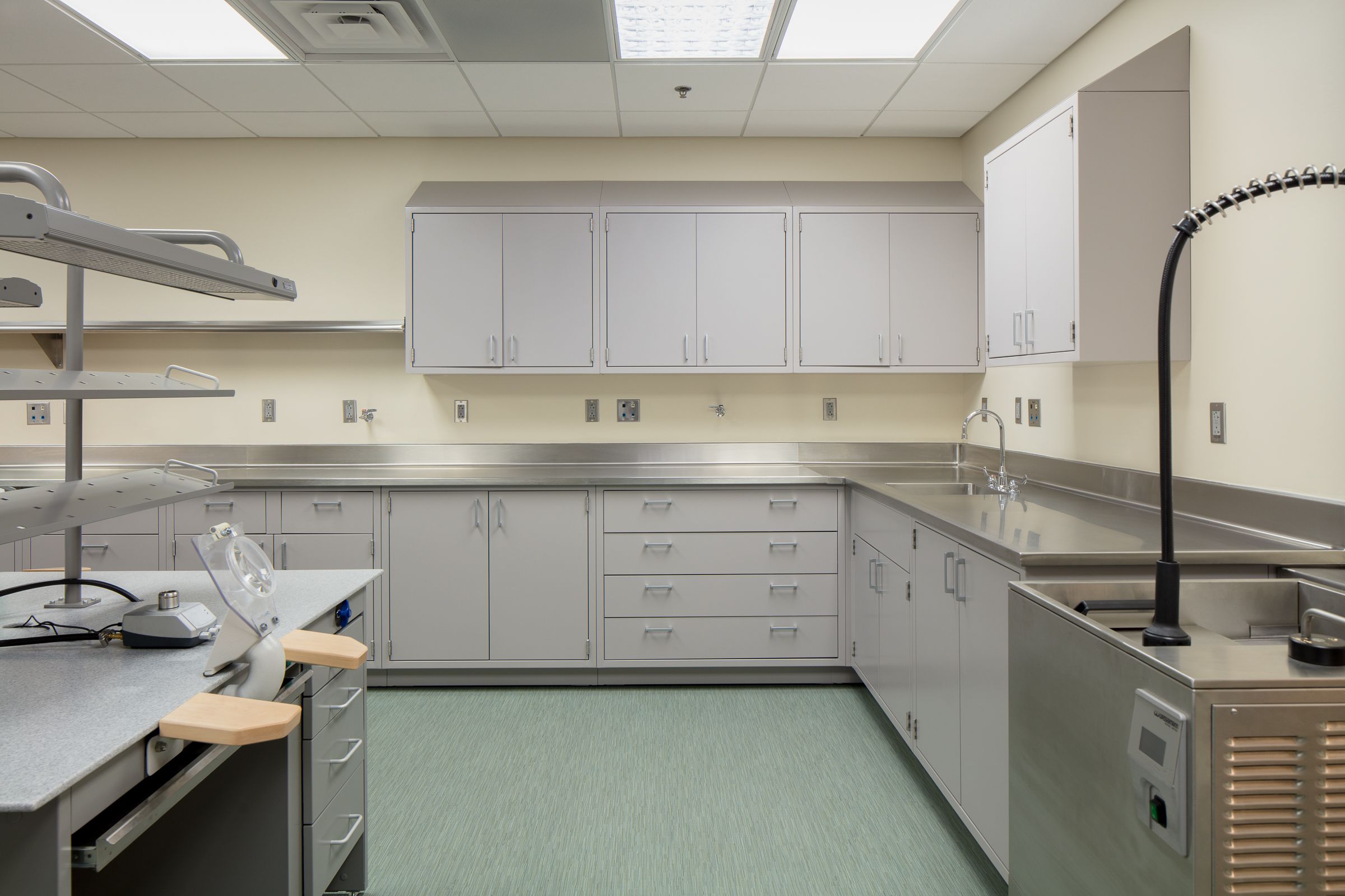 Peterson AFB Clinic Base Lab_02.jpg