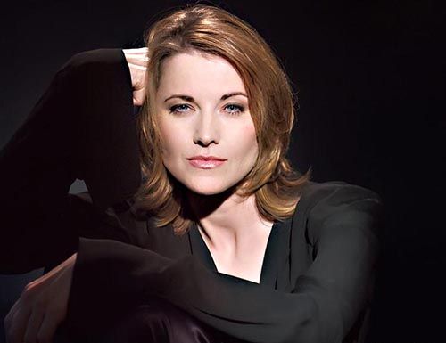 lucy-lawless.jpg