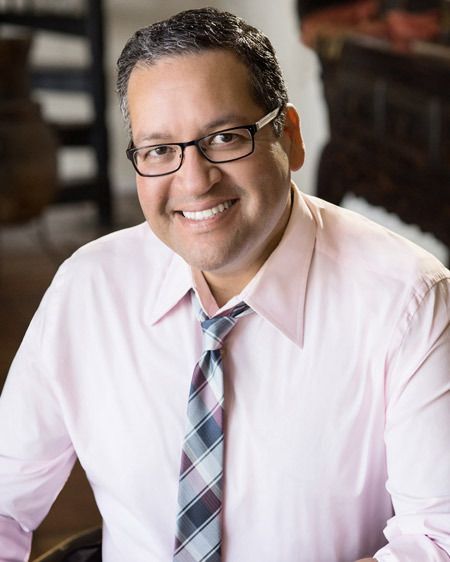Local Los Angeles real estate agent gets his headshots taken by Alan Weissman at Alan's Studio City, CA studio. Realtor Headshots