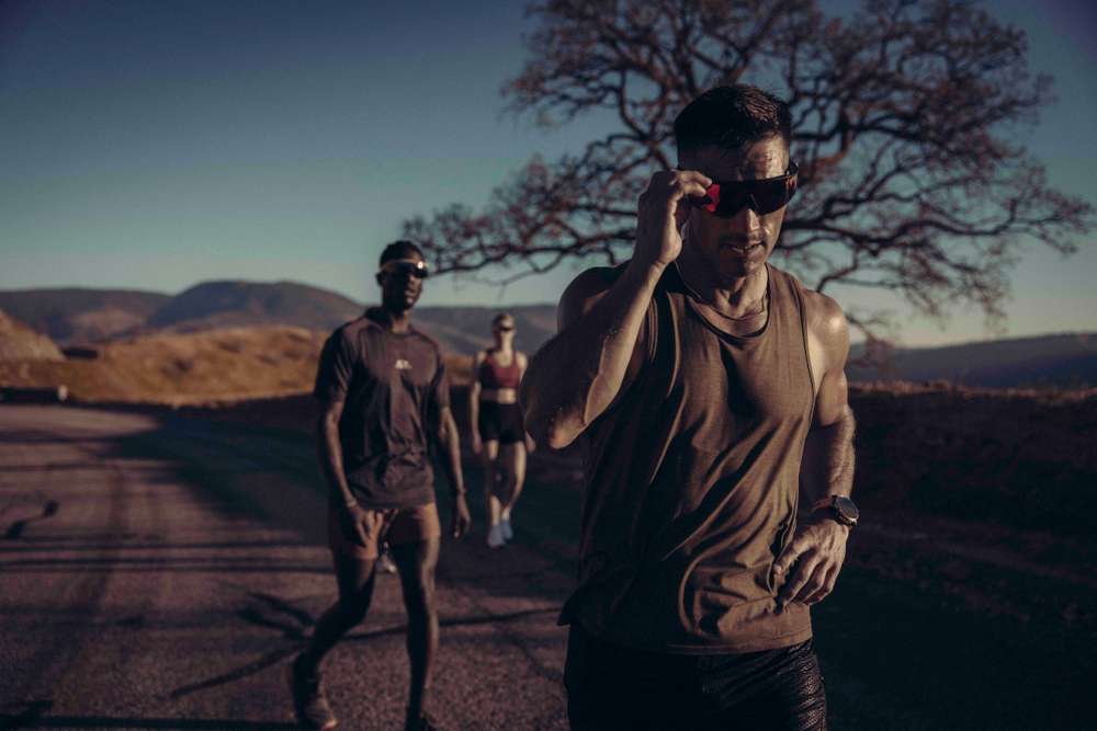 032425_Oakley_Meta_03389.jpg