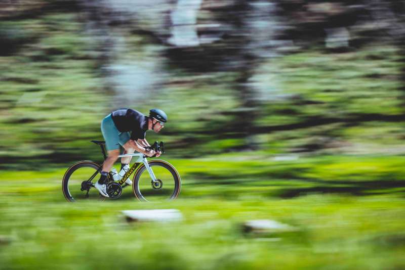 032525_Oakley_Meta_08382.jpg