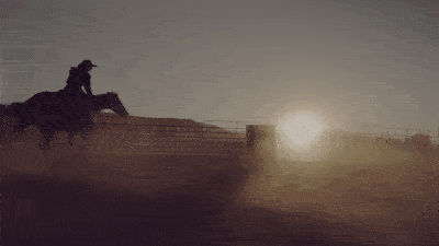 05 - BarrelRacingGif.gif