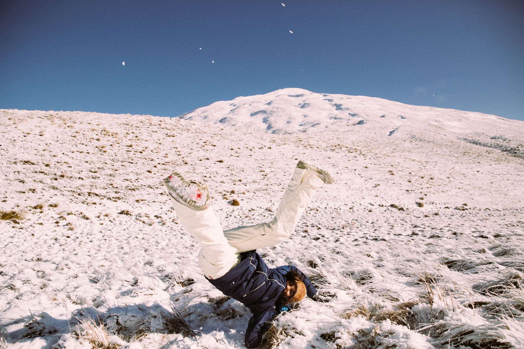 New Zealand, Burton Winter Necessities and Softgoods Campaign for 2017 Tammara Diaz, Falling