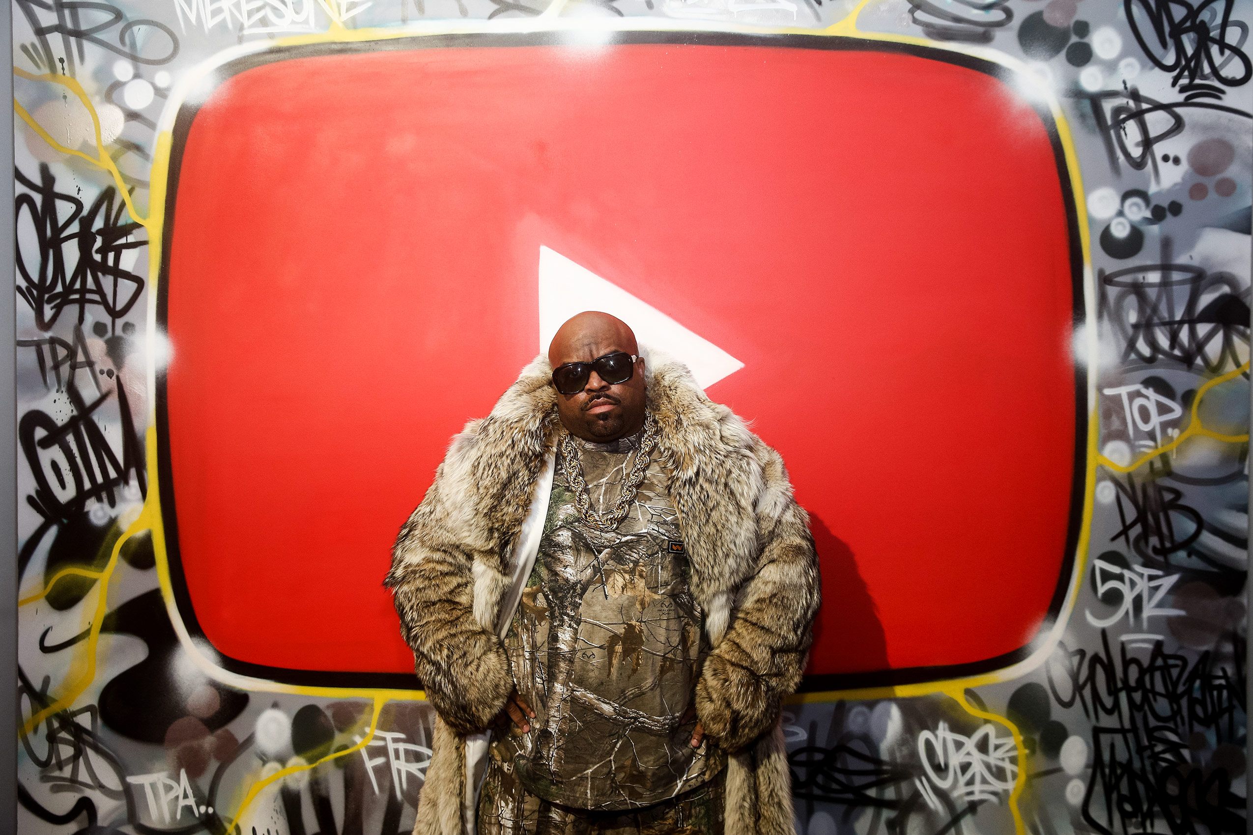 CeeLo_YouTube_grammy_00650.jpg
