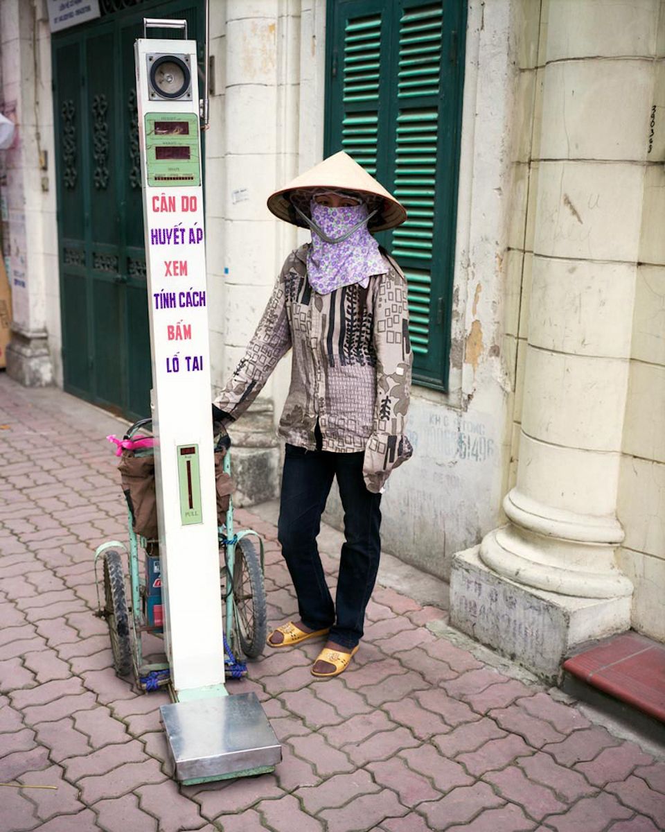 TRAN THI LANWeight and Height Scale Operator2011