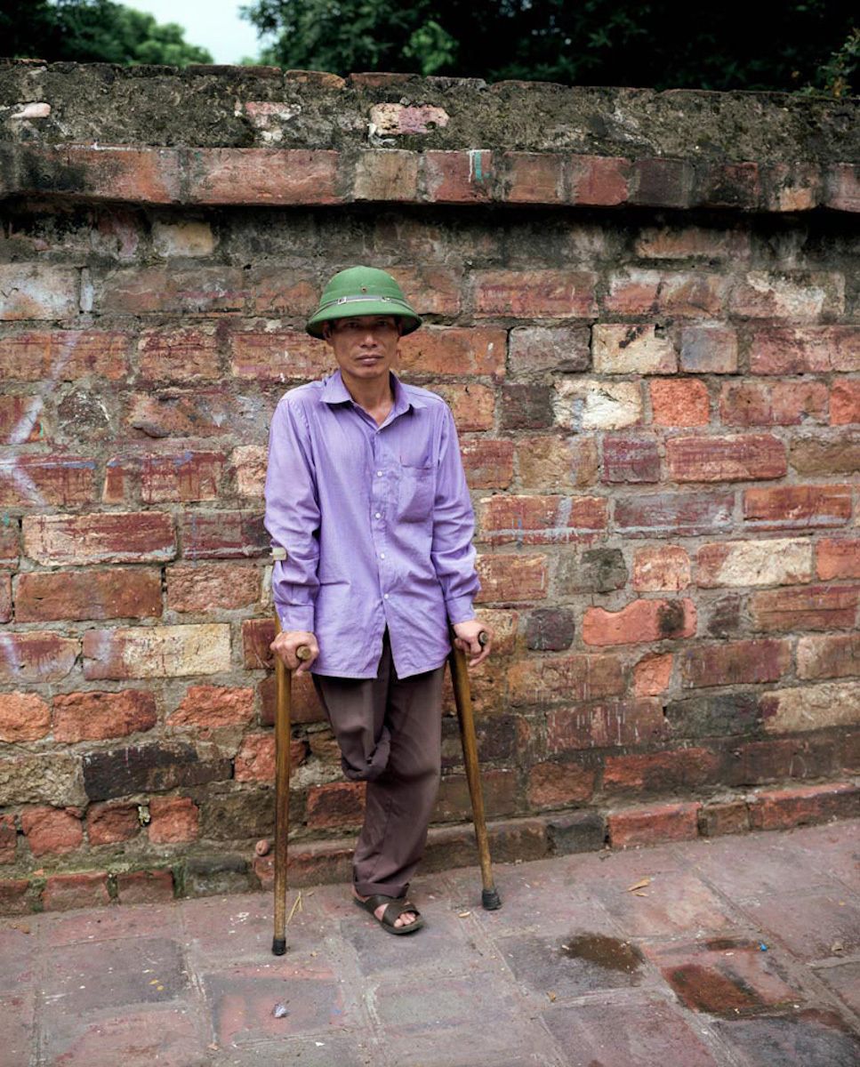 TRAN VAN DUCBeggar (Unemployed, Cambodian War Veteran)2010