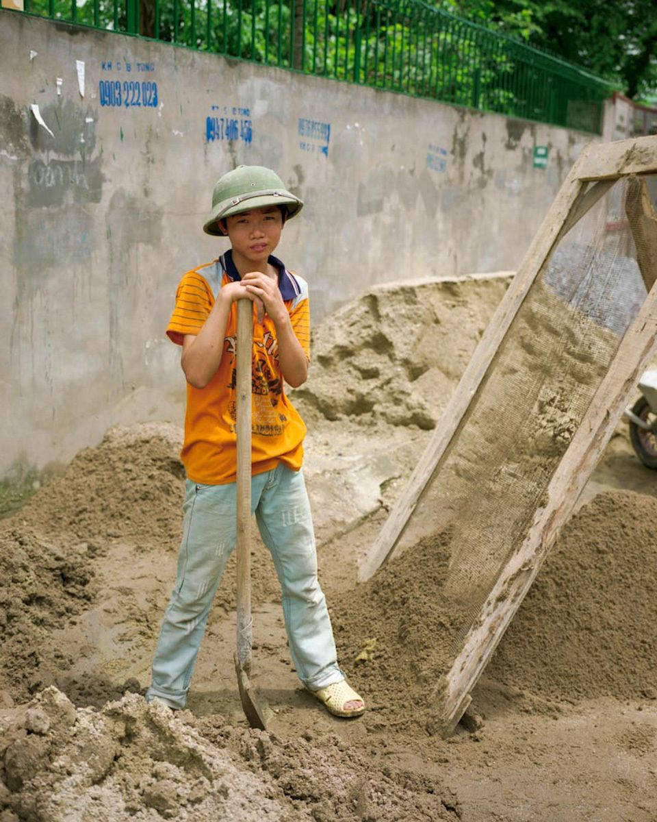 TRAN VAN QUYETConstruction Laborer2011