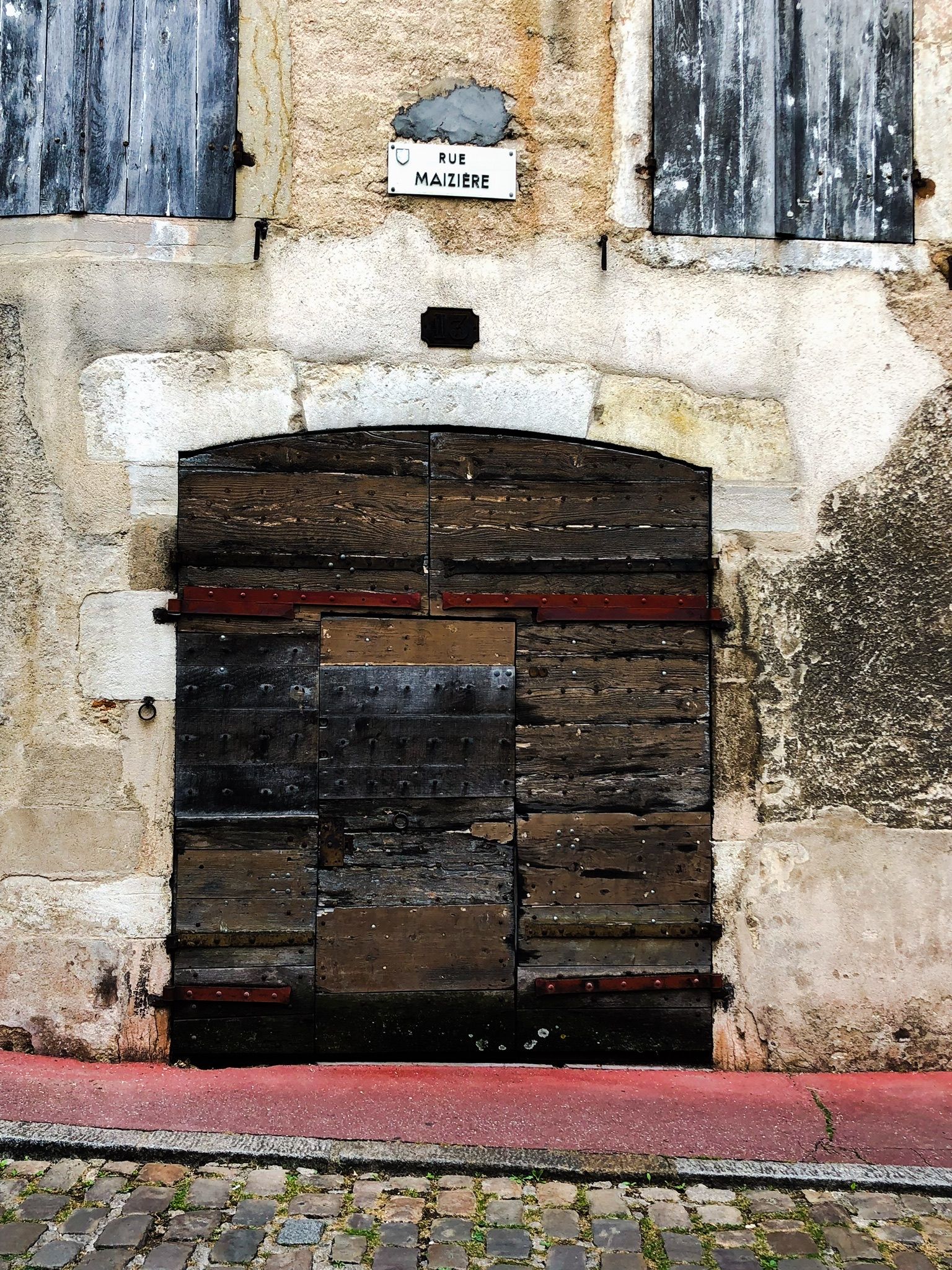 Doorway on Rue Maiziére