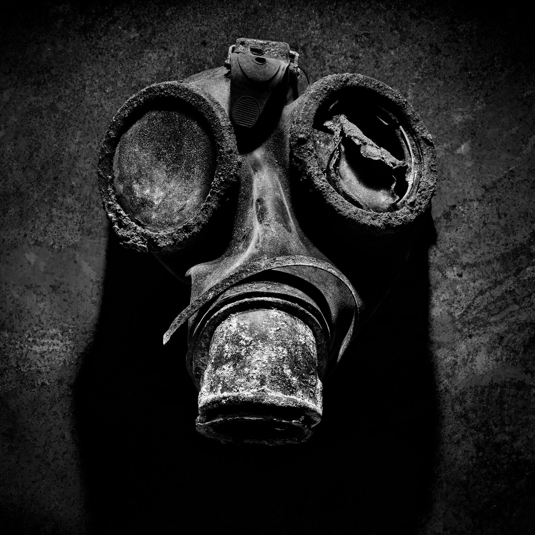 GERMANY - GASMASKE 38 - RELIC FROM RUSSIA
