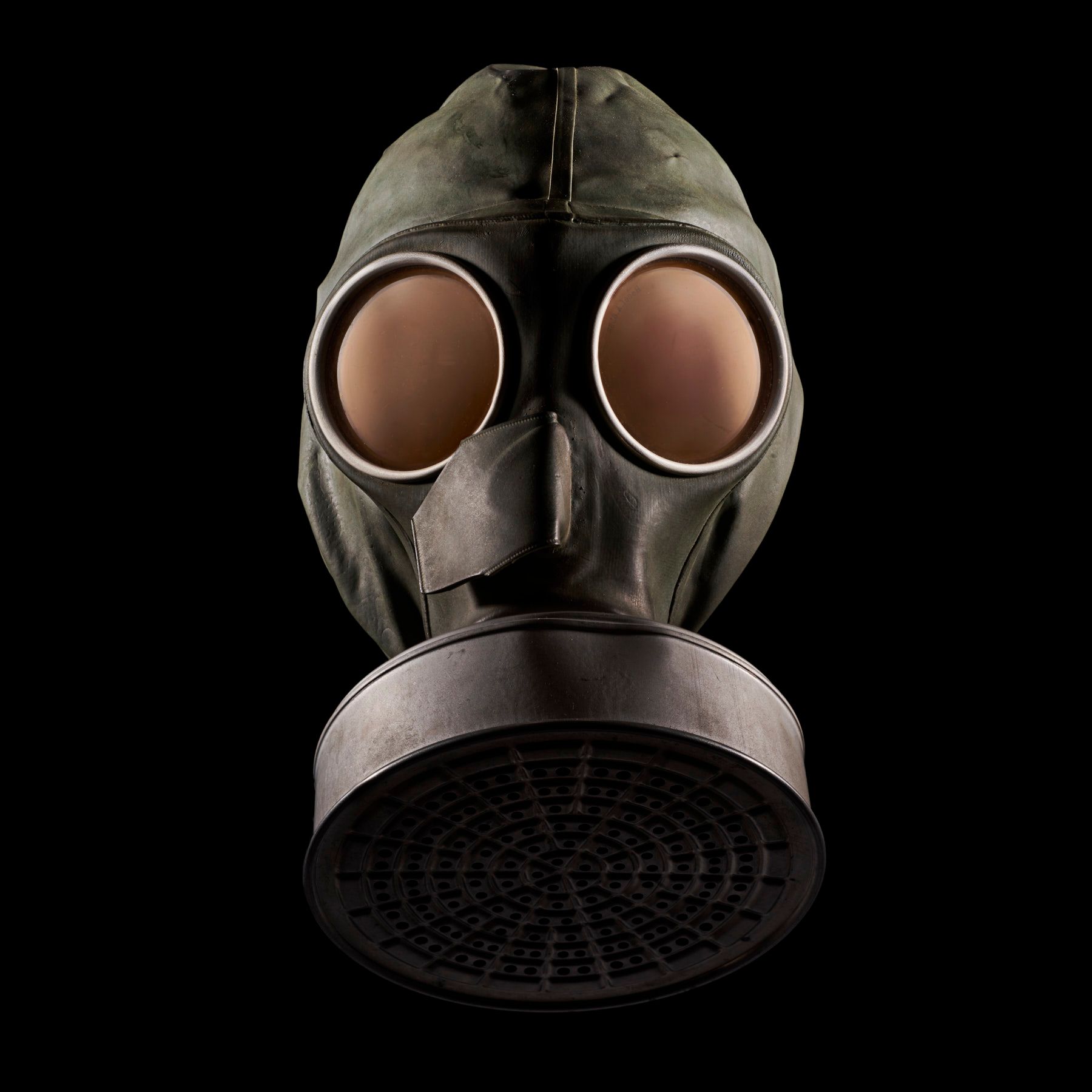 GERMANY - VOLKSMASKE 37