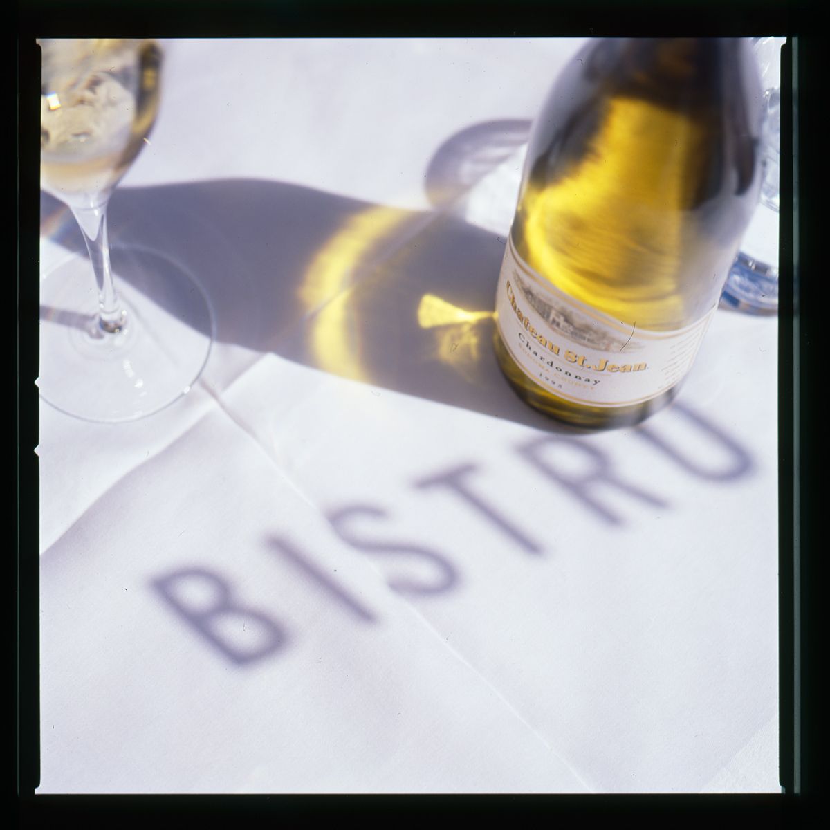 11_1bistro_w_wine_2.jpg