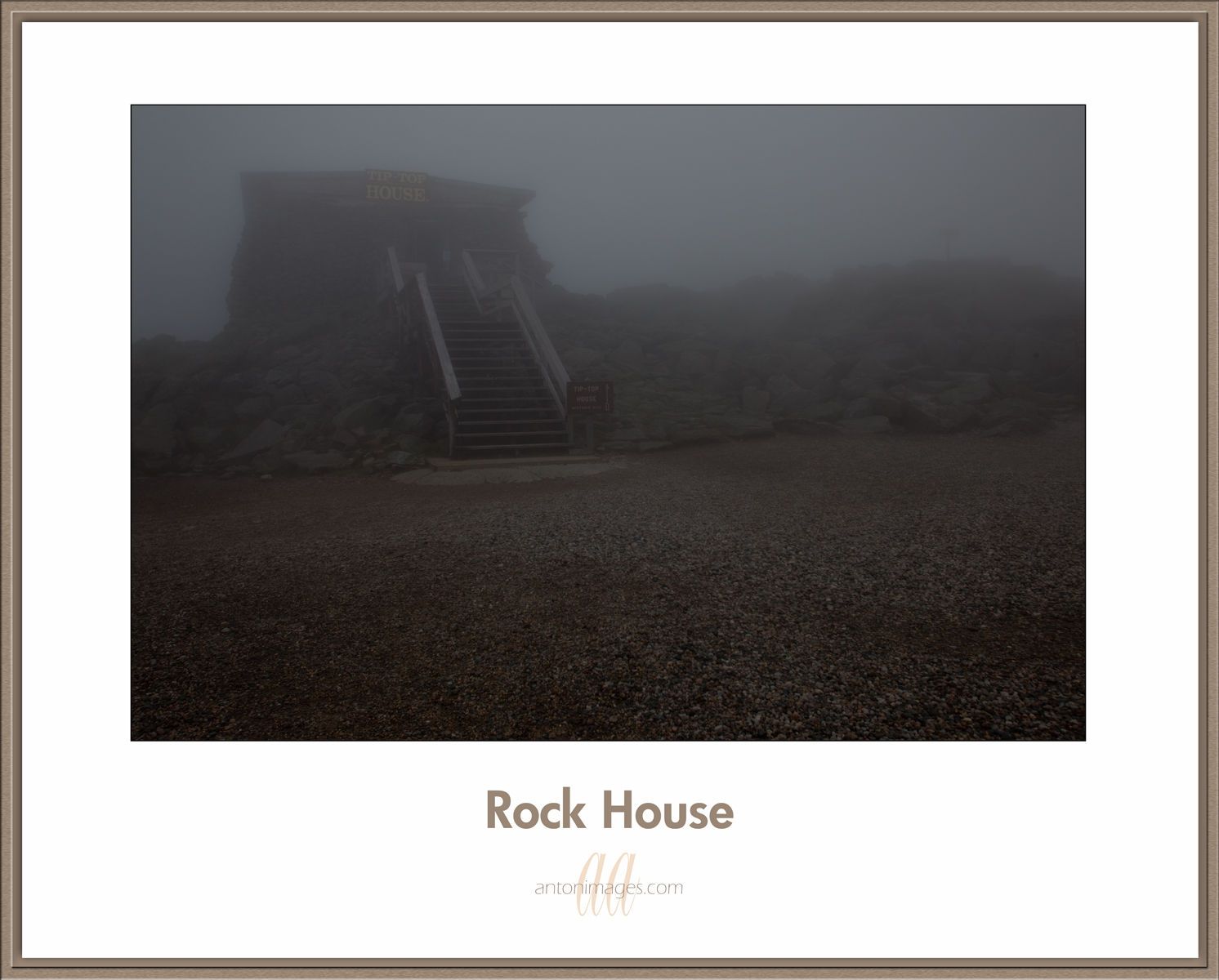 1rock_house_.jpg