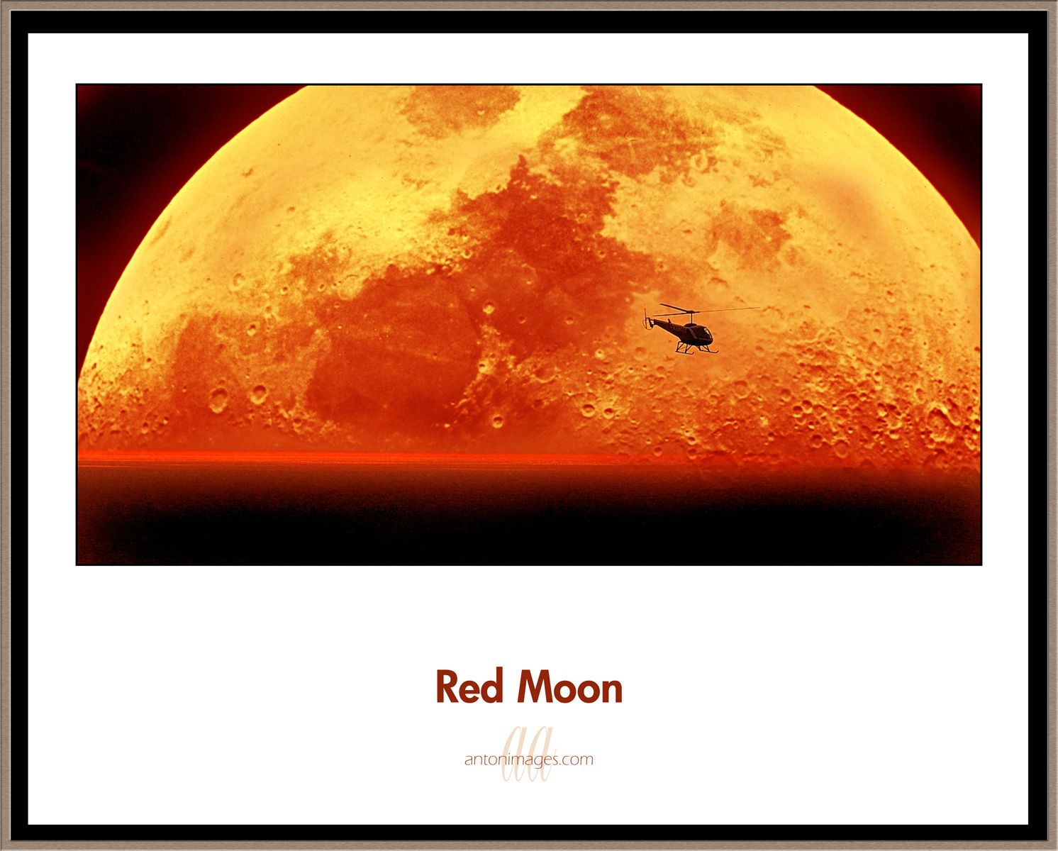 1red_moon_.jpg