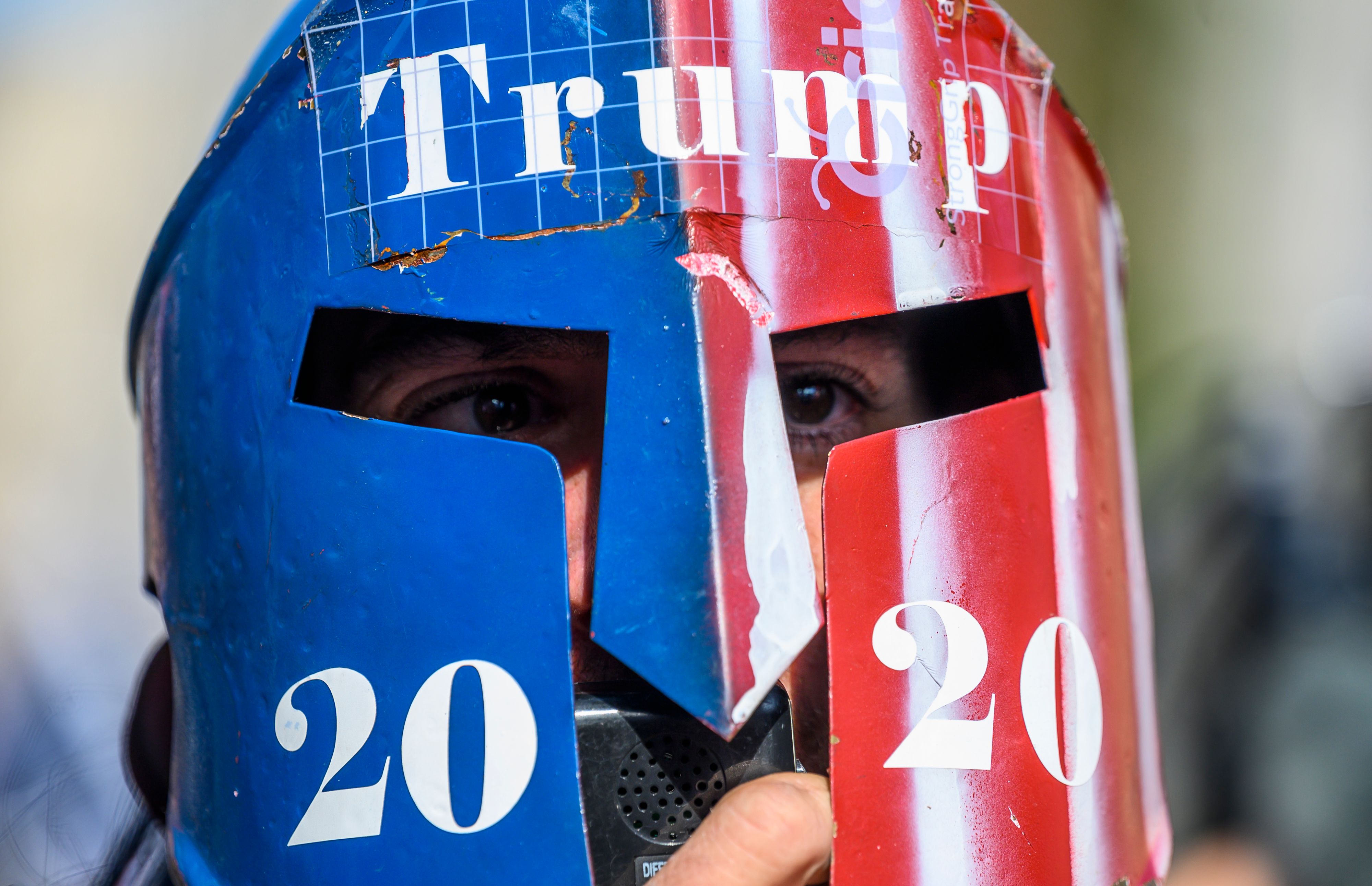 Supporters of US president Donald Trump look on in front of the White House as they gather near counter protesters in Washington, DC on November 13, 2020. 8V749R.jpg