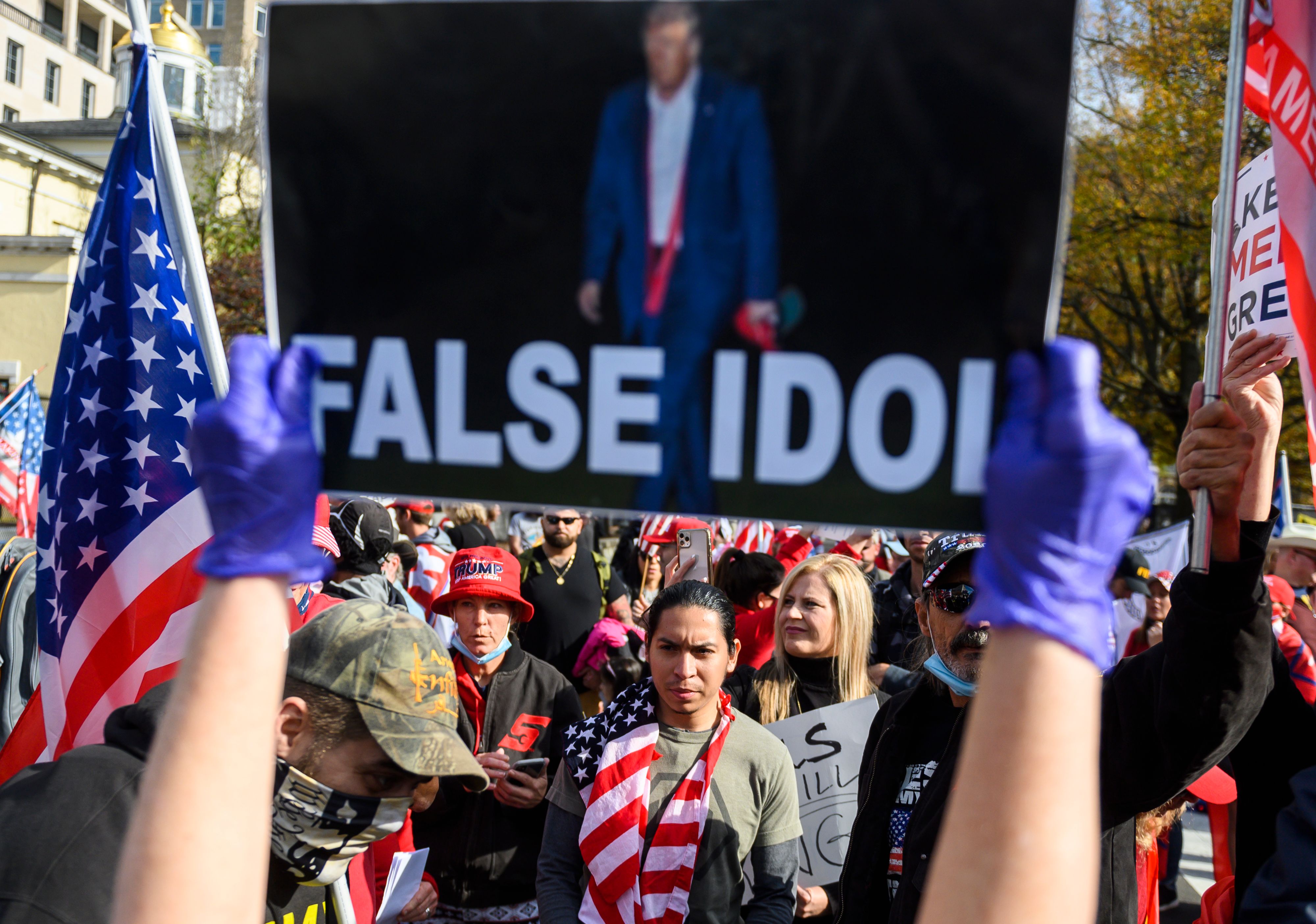 Supporters of US president Donald Trump gather in front of the White House near counter protesters in Washington, DC on November 13, 2020. 8V749G.jpg
