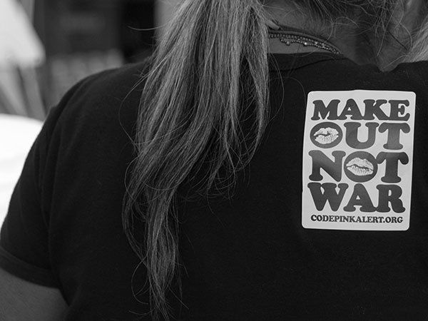 1make_out_not_war_website