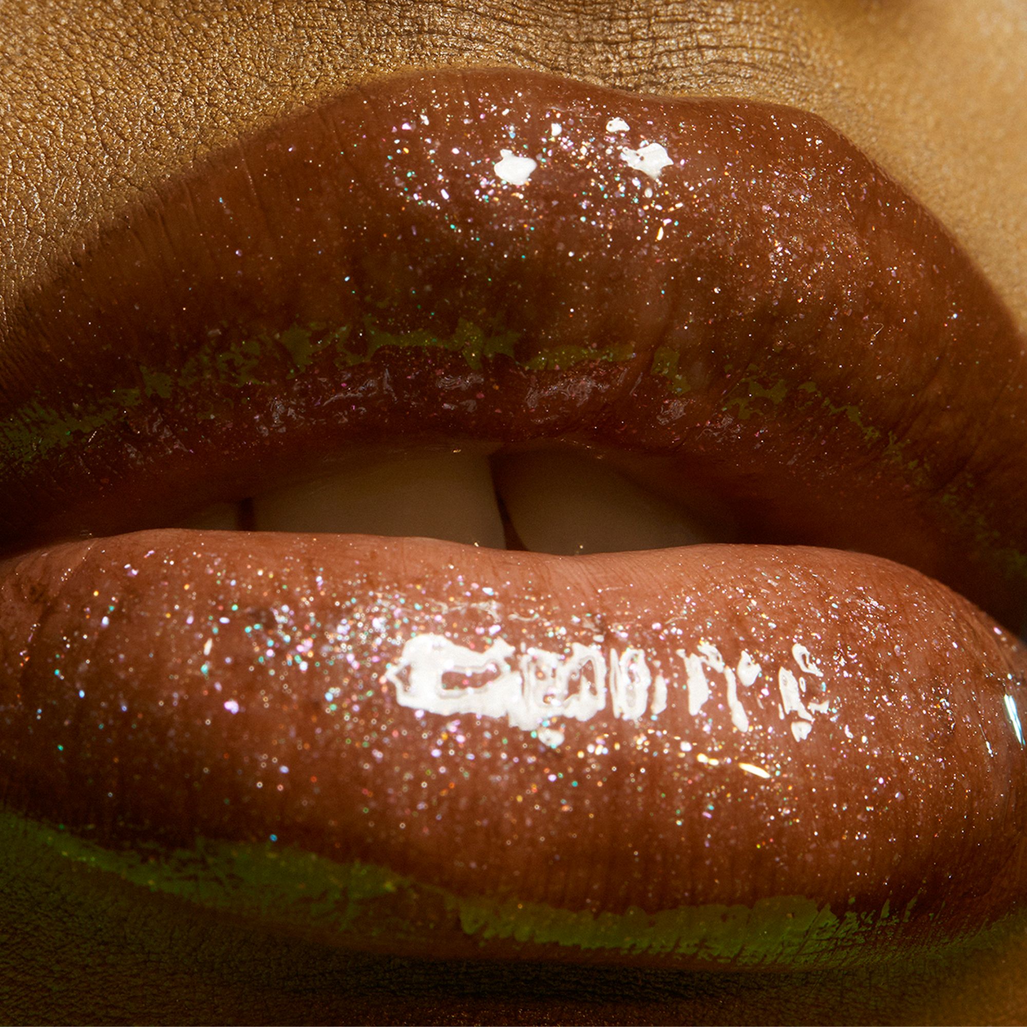 TianaMajor9_LookB-lip.jpg