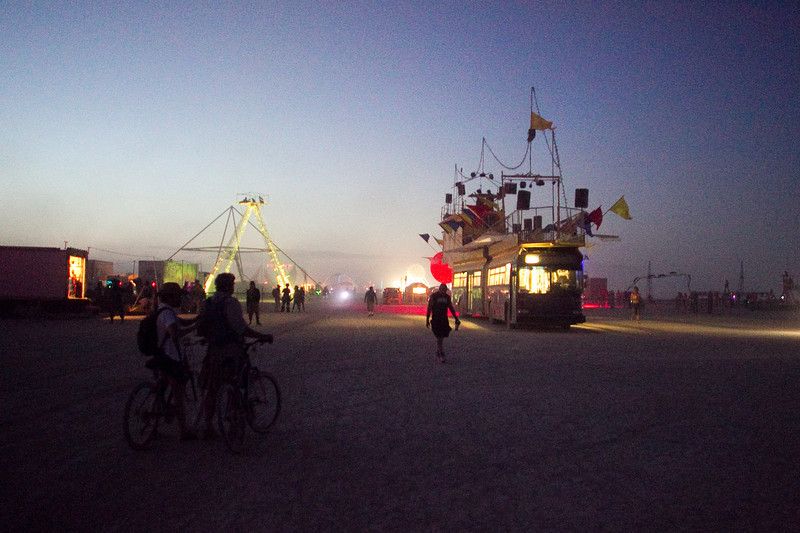 1Burning_Man_1_167_M.jpg