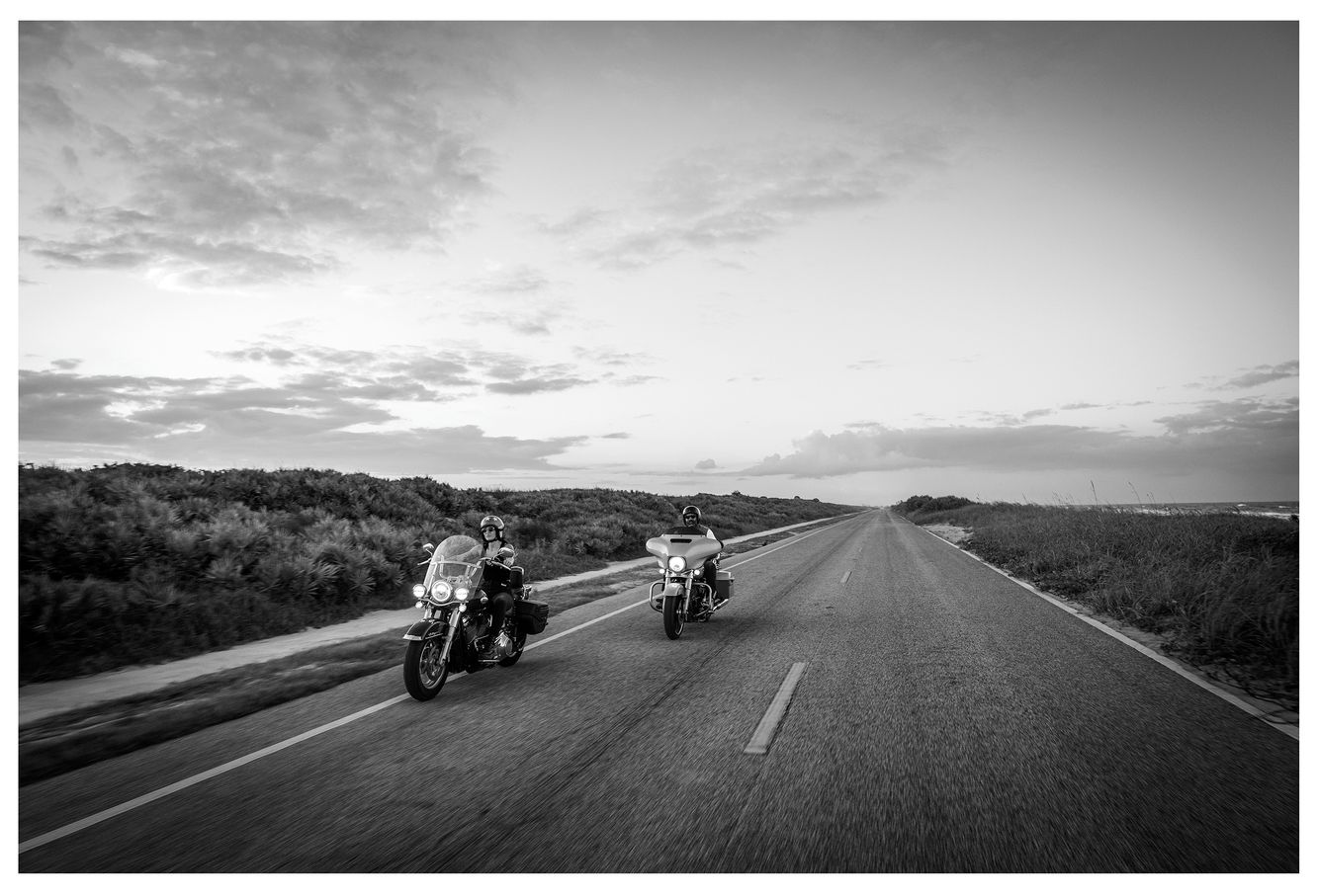 Winston_B&W_Riding_Beach_1.jpg