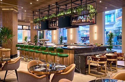 The Leo Kent_Bar.jpg