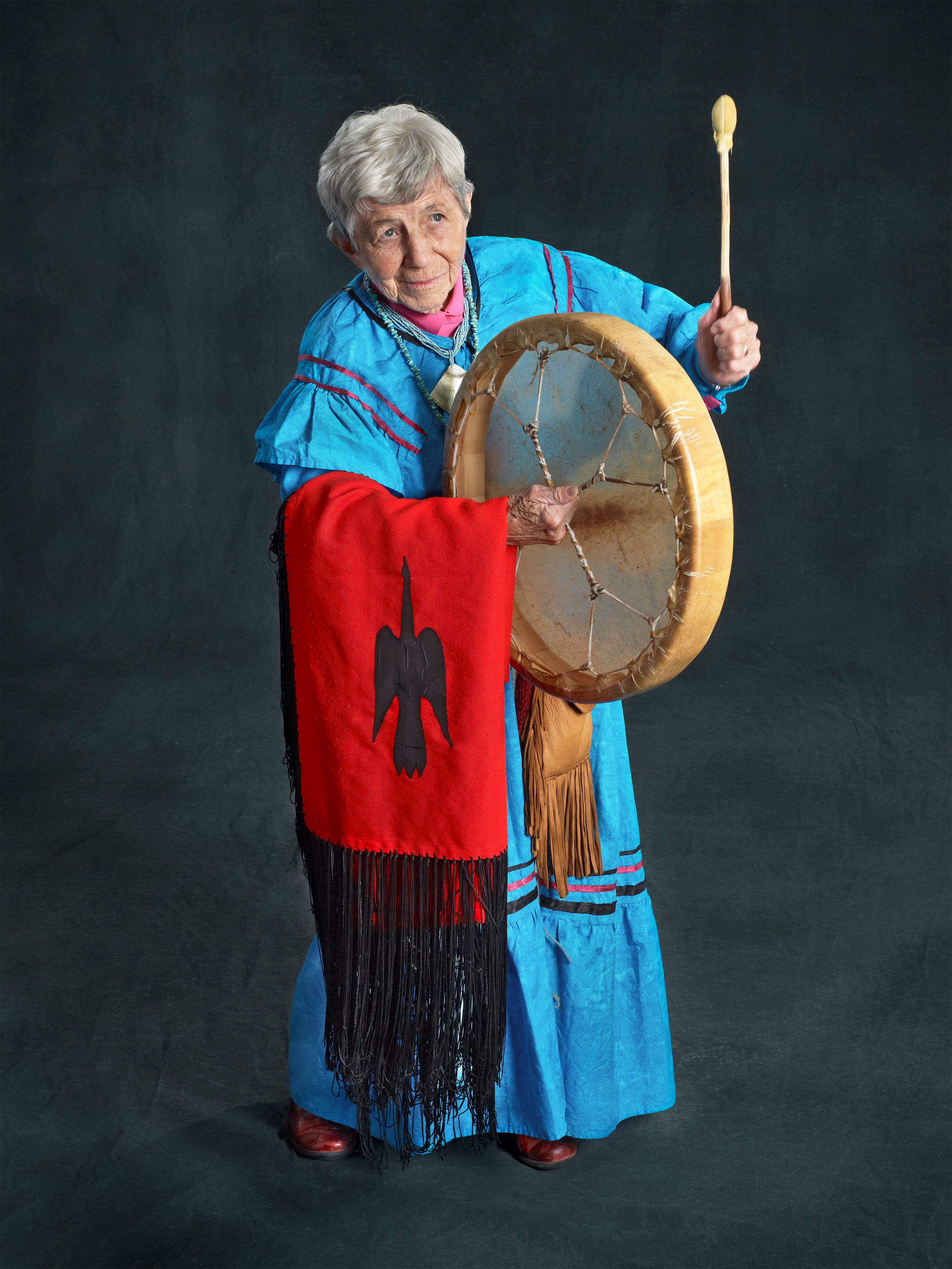 11-6-26pm_CPNPearl 33354 behance.jpg