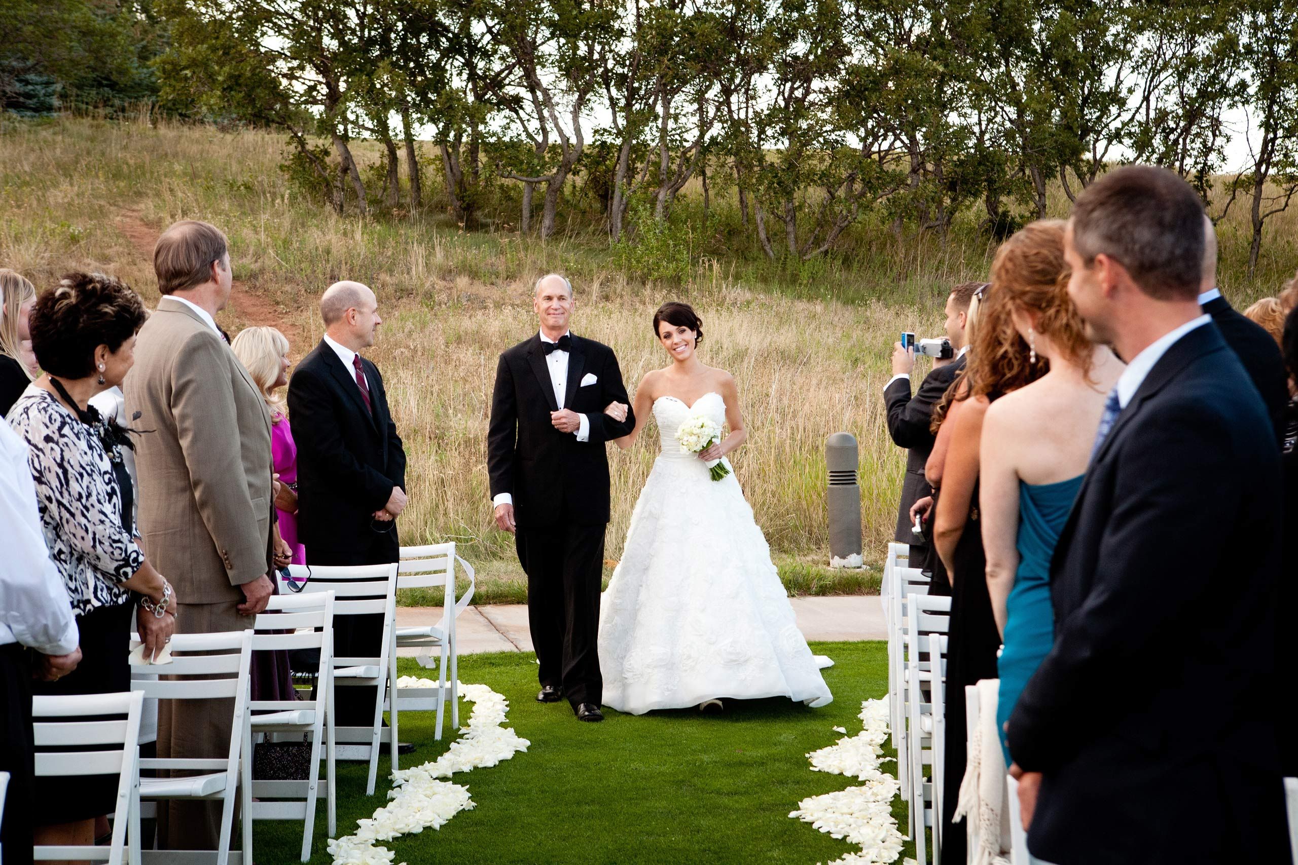 024_Arrowhead_Golf_Course_wedding.jpg